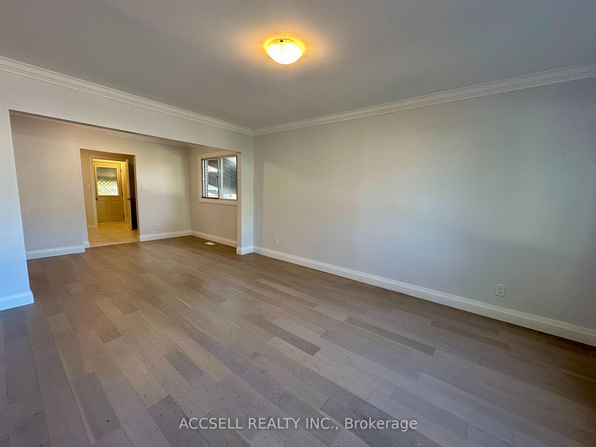 7 Minford Avenue photo 5