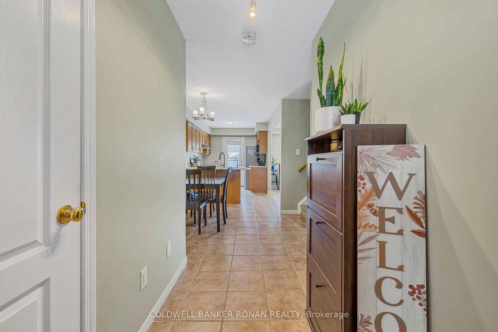 7 Ruthven Crescent photo 5