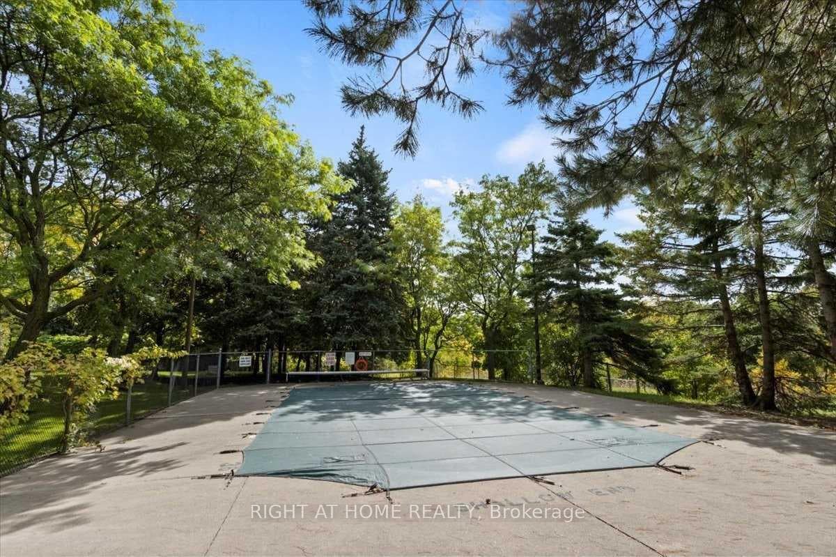 4725 Sheppard Avenue Unit 1514 photo 26