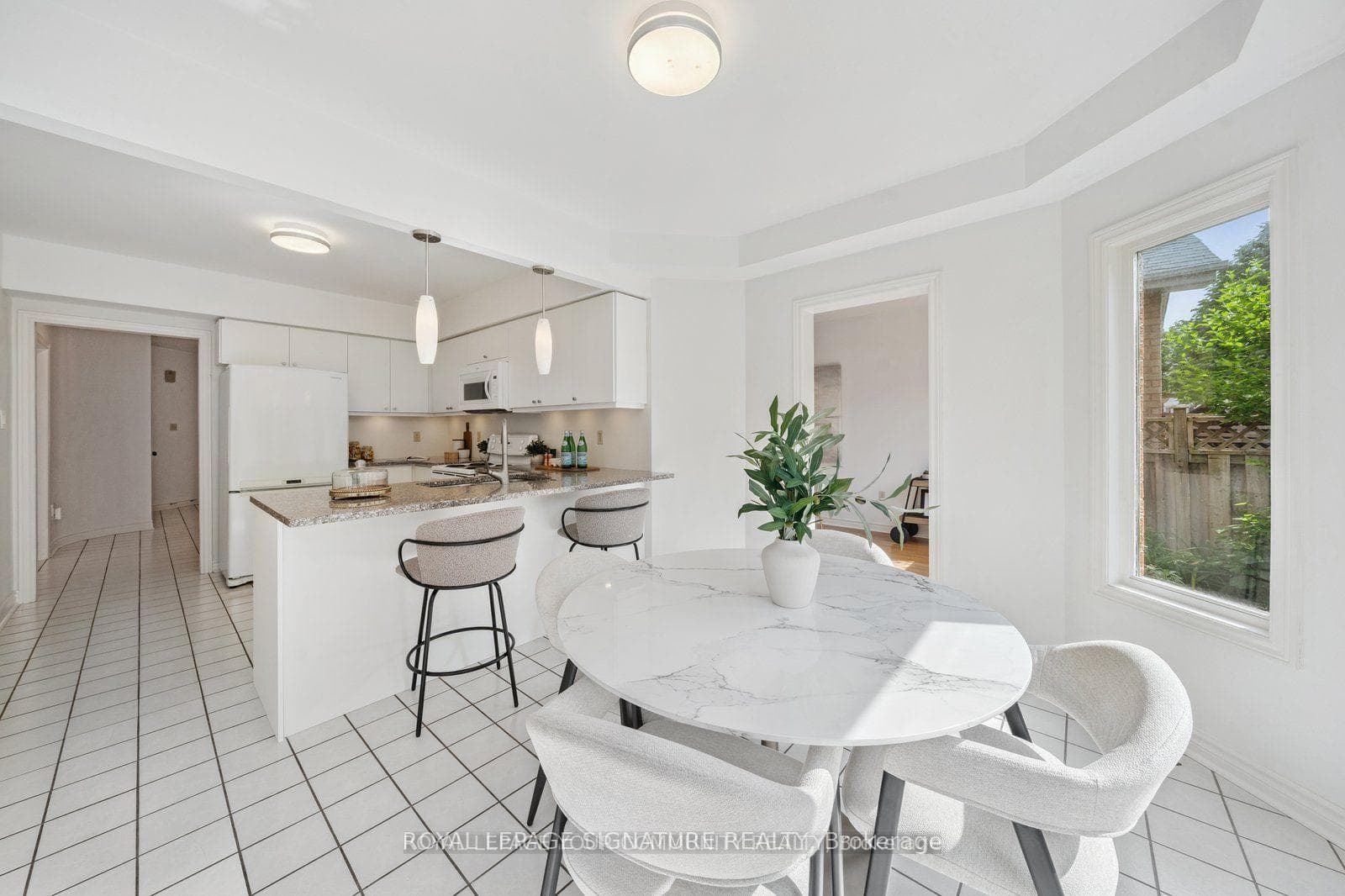 75 Venice Crescent photo 11