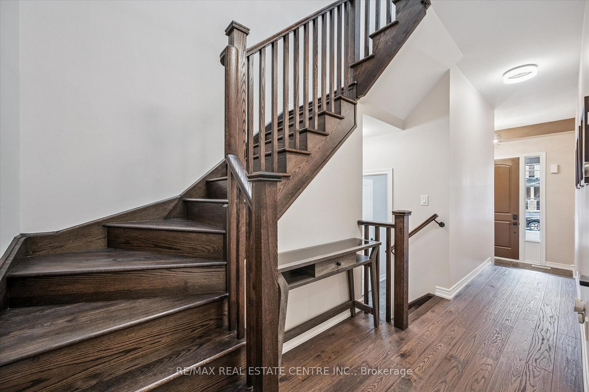 42 Stonehill Avenue photo 7