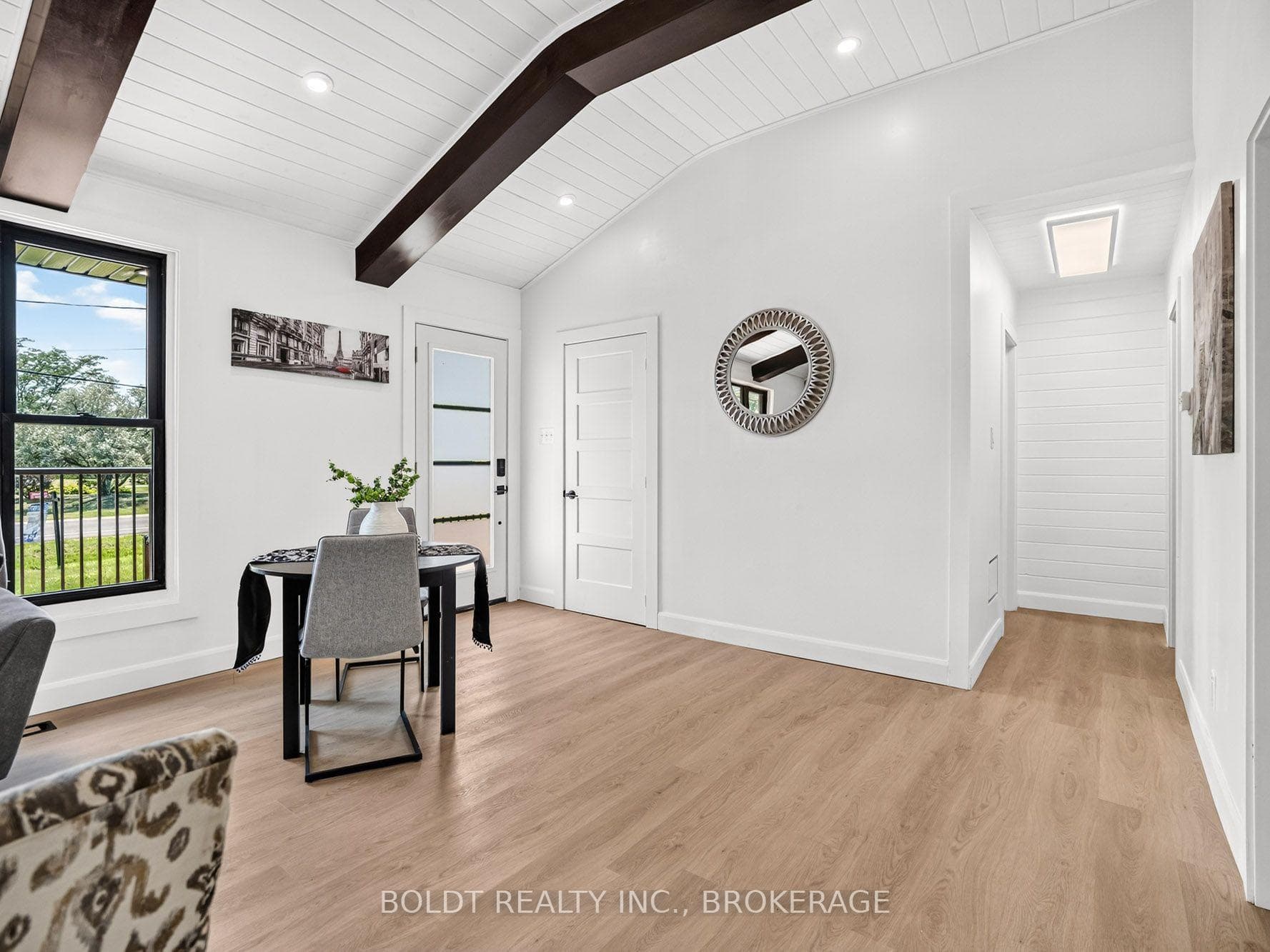 6221 Lyons Creek Road photo 5