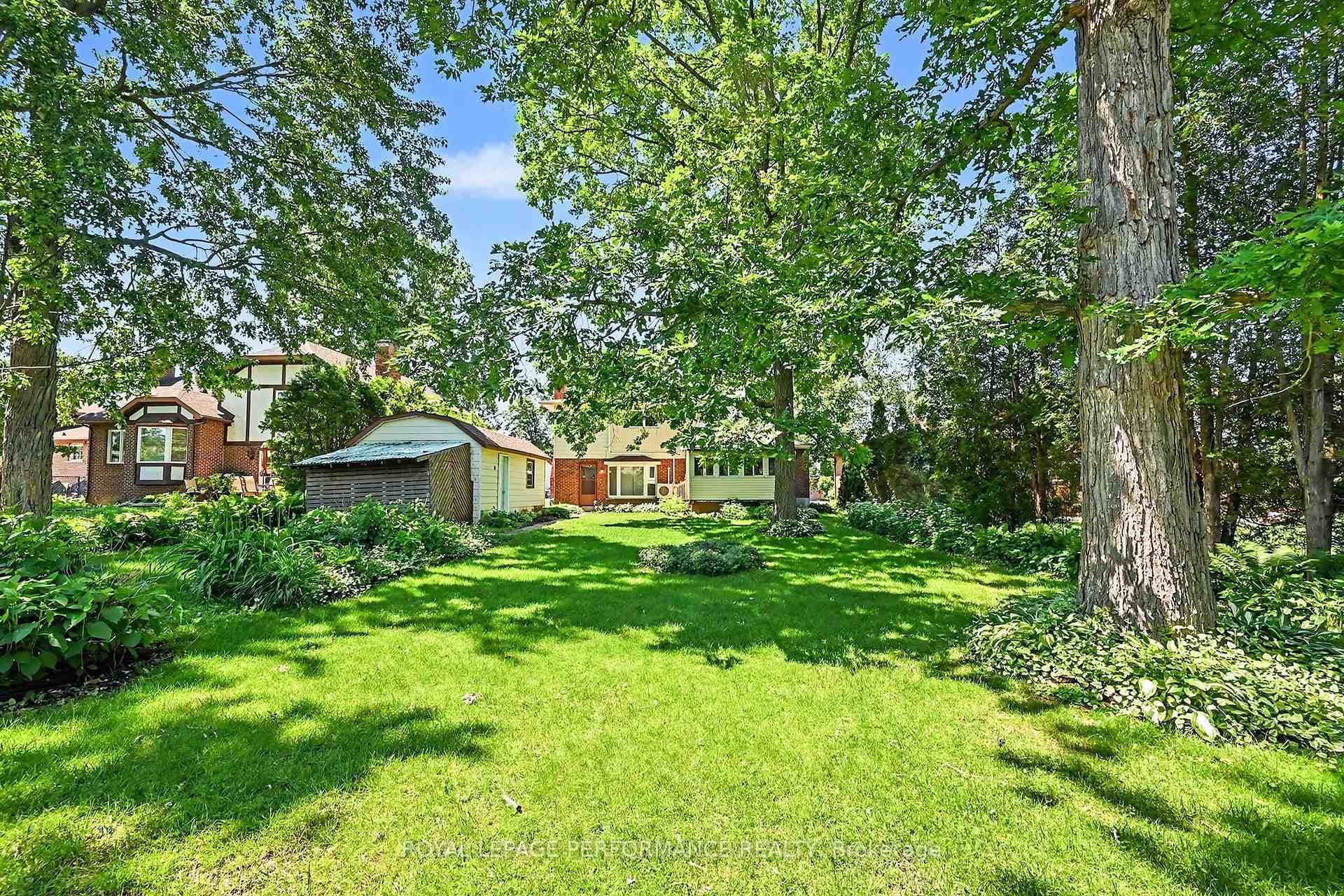 577 Lynwood Drive photo 42