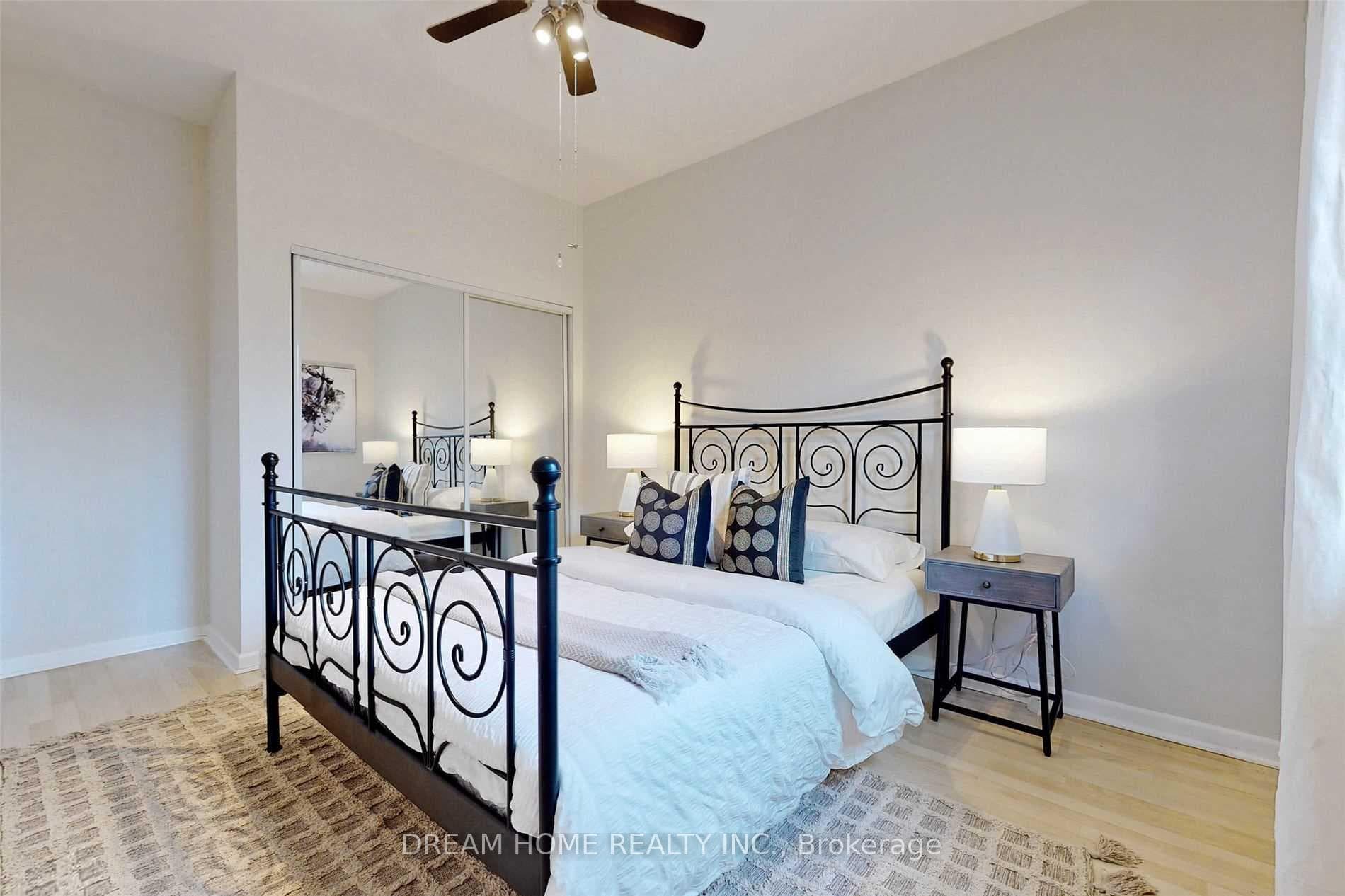 53 Lanark Avenue Unit Upper photo 13