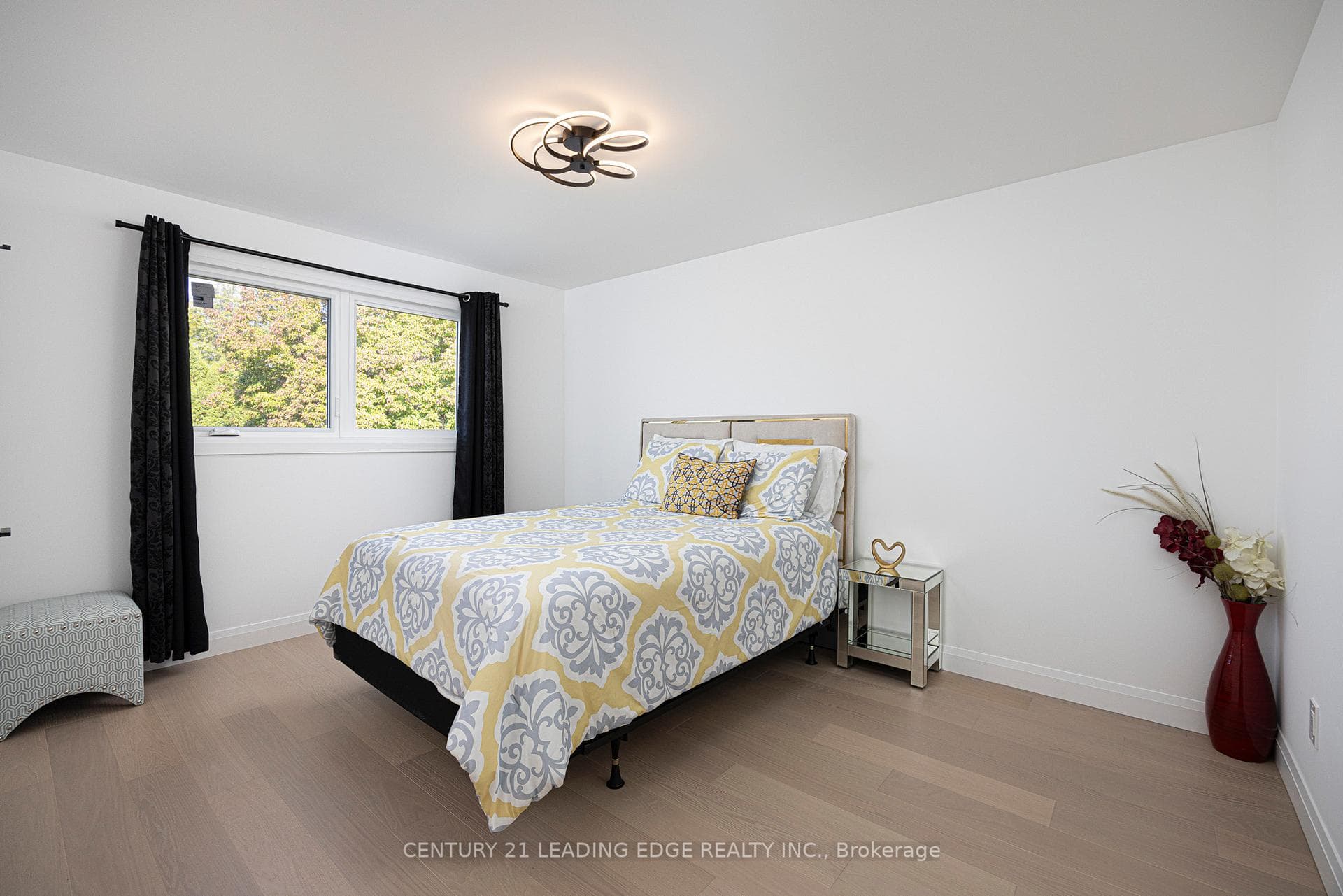 24 BARKER Court photo 27