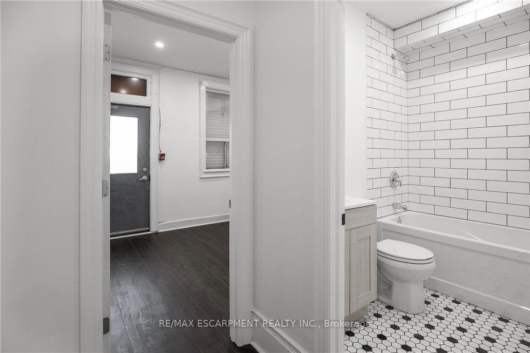 63 John Street Unit 302 photo 12