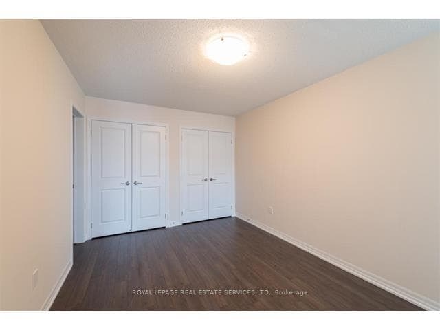 229 Ellen Davidson Drive photo 9