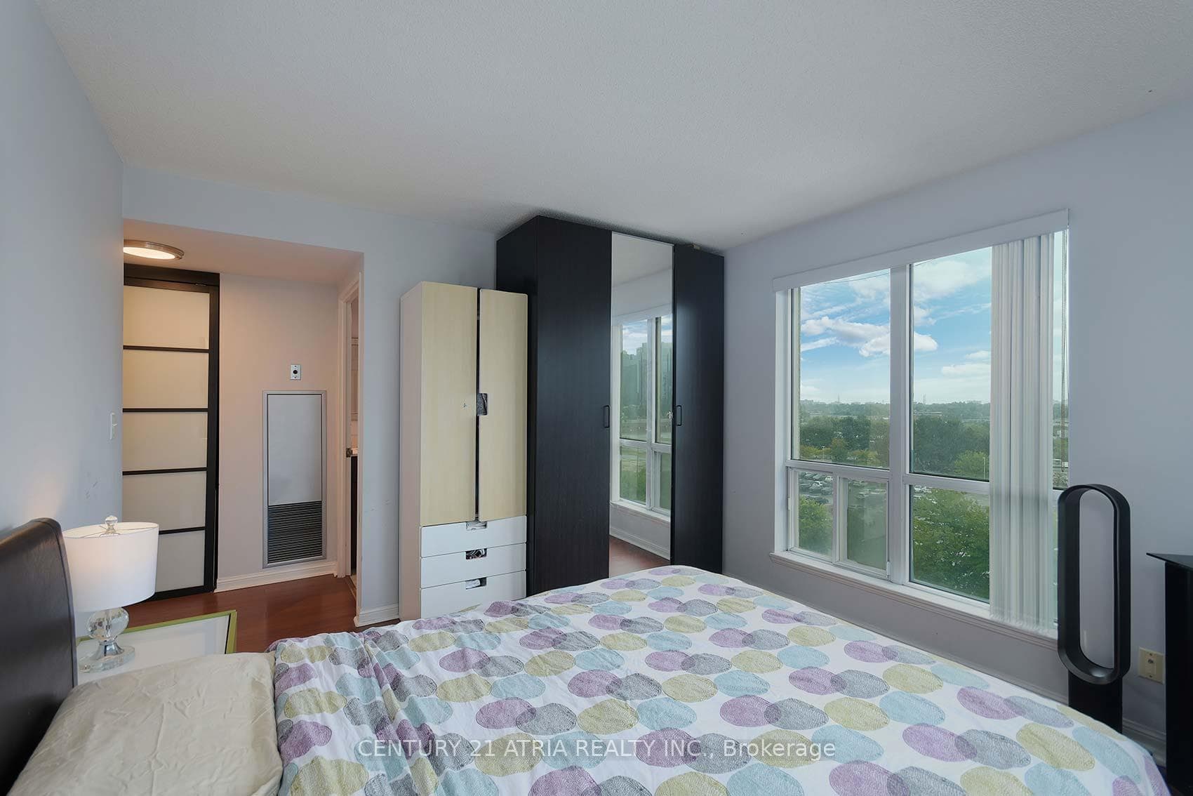 8 Lee Centre Drive Unit 710 photo 19