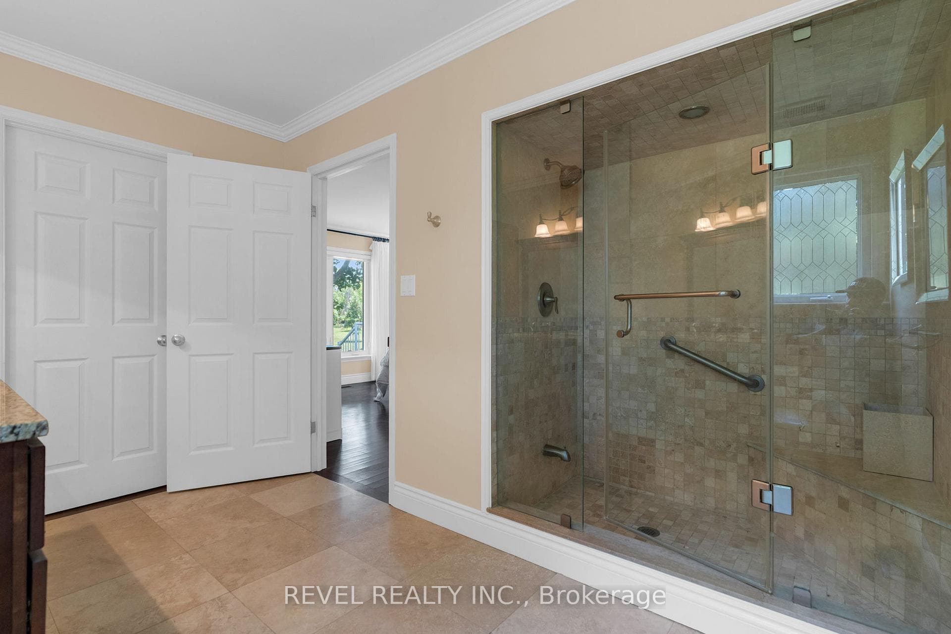 153 Bayshore Drive photo 23