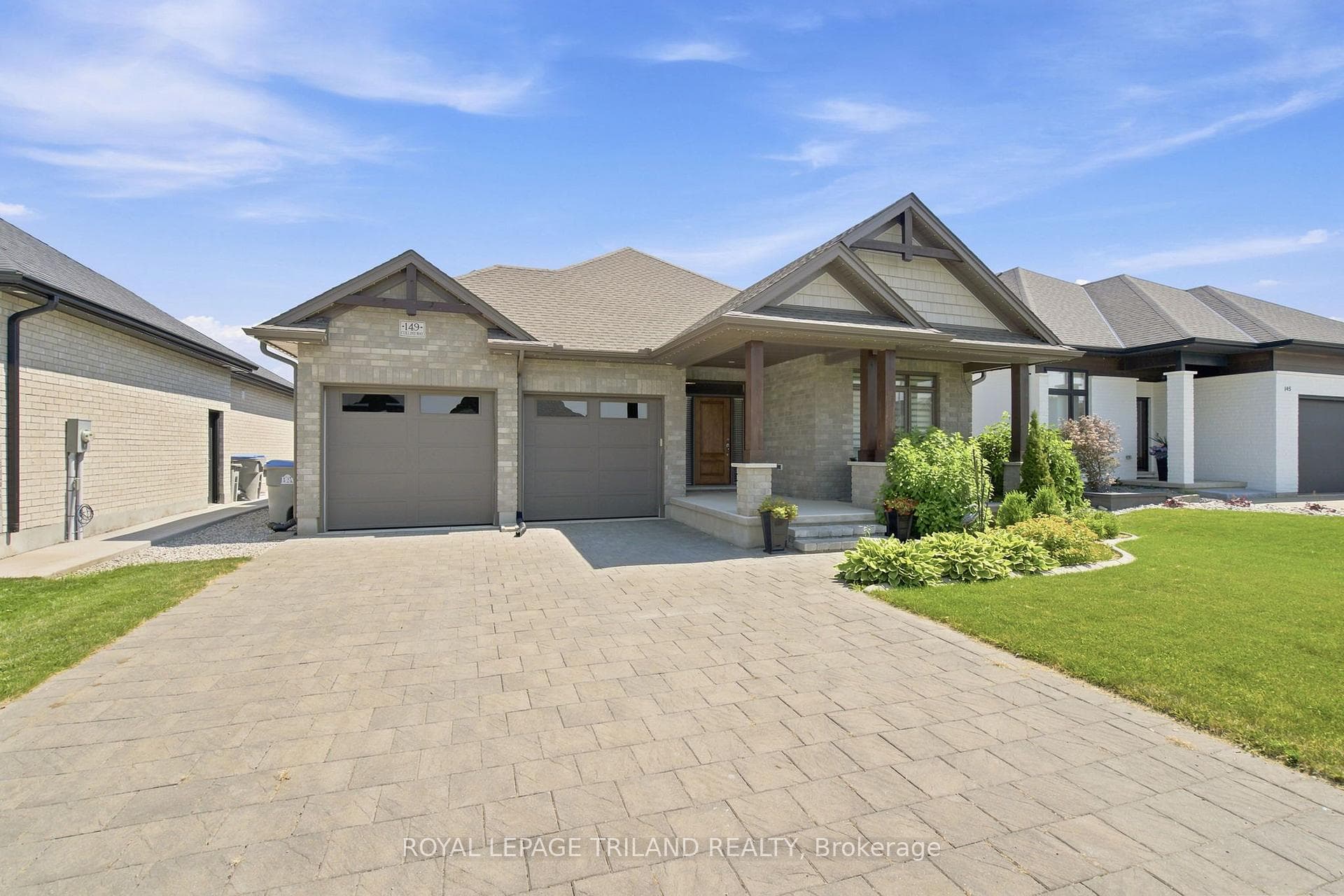 149 Collins Way photo 2