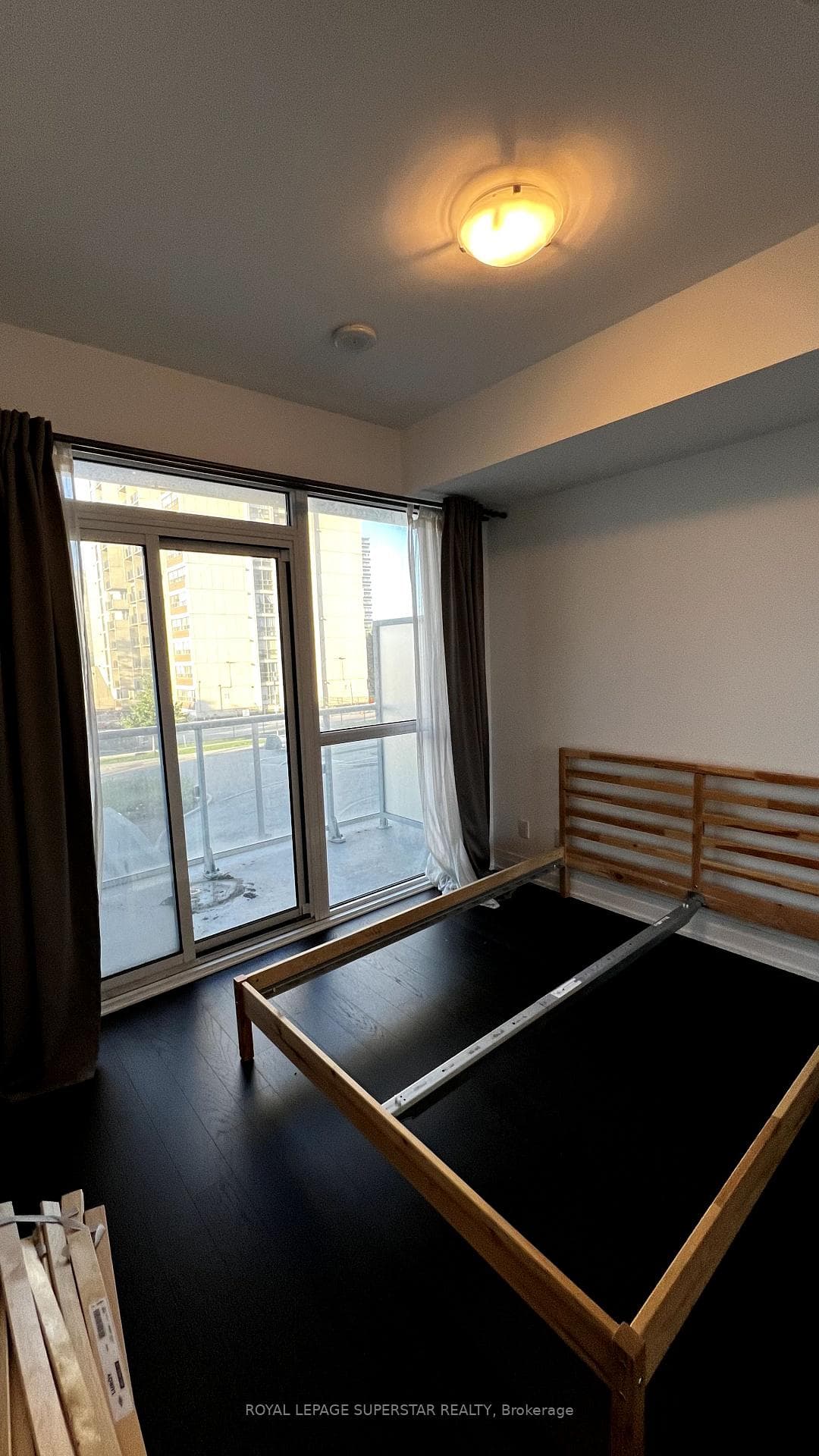 65 SPEERS Road Unit 208 photo 11