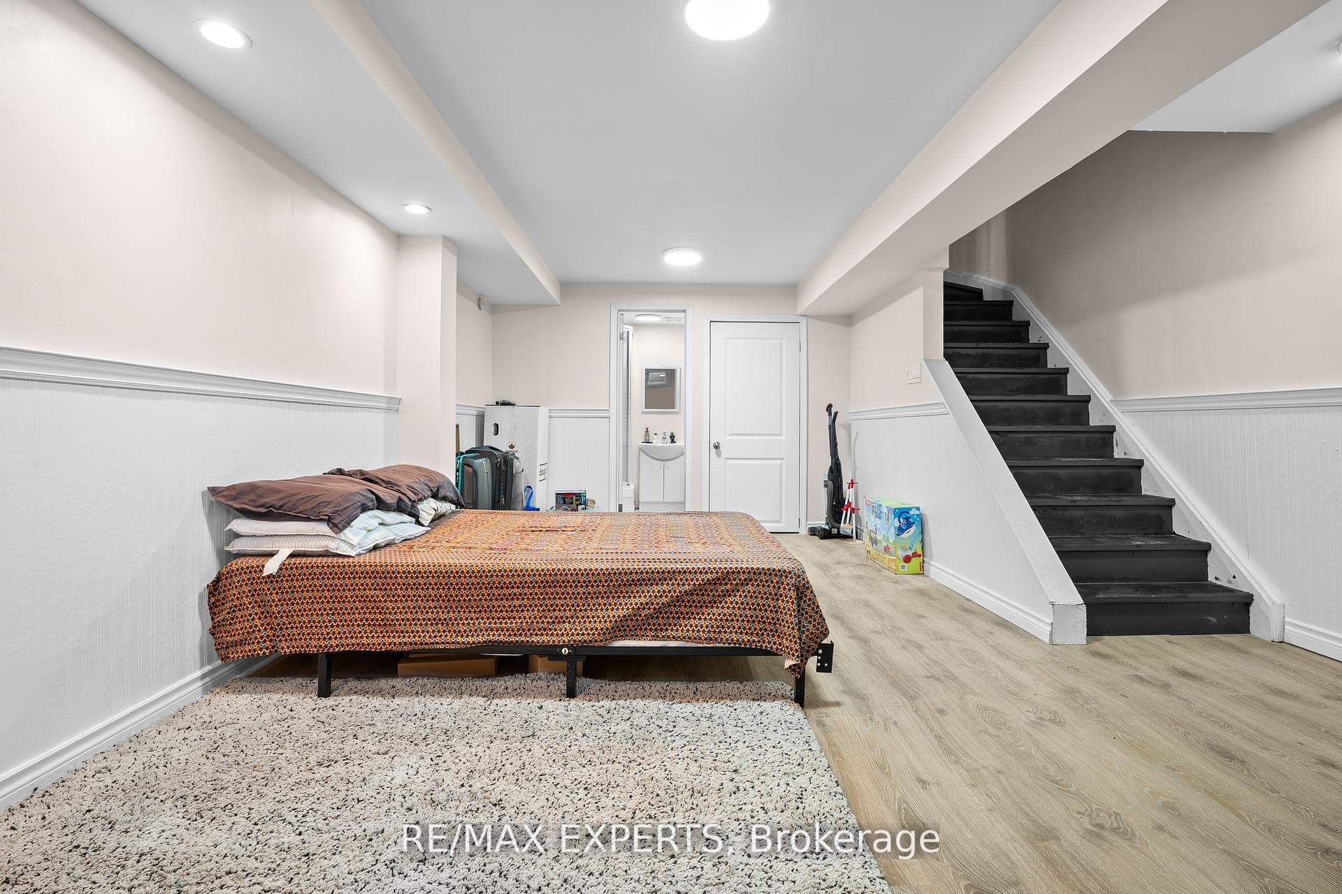 2779 Gananoque Drive Unit 35 photo 19