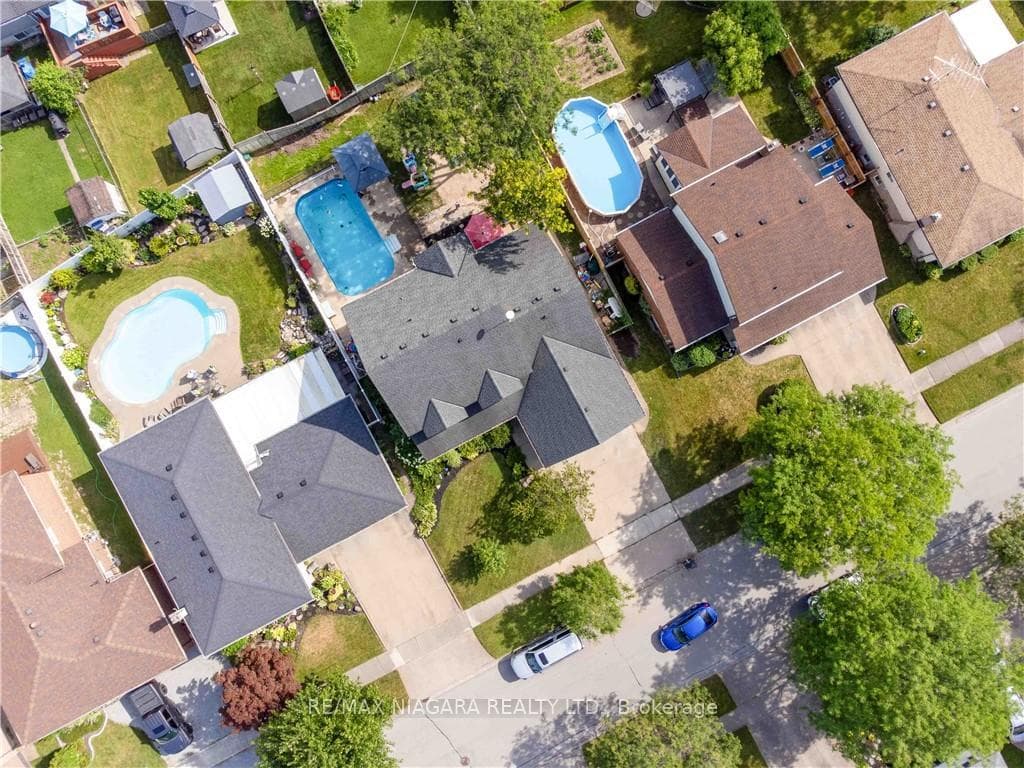6736 Buckingham Drive photo 25
