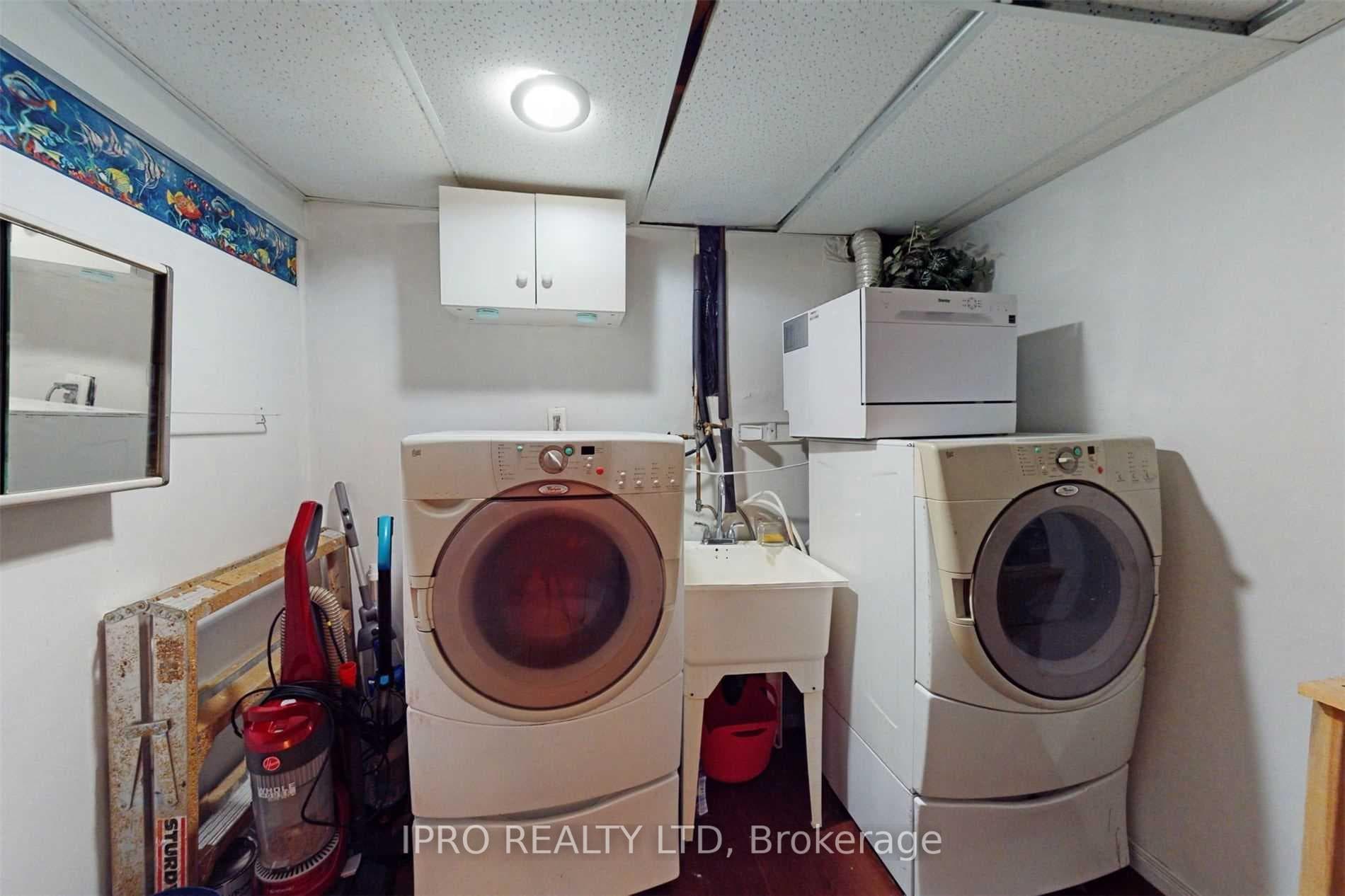 1100 Oxford Street Unit 9 photo 21