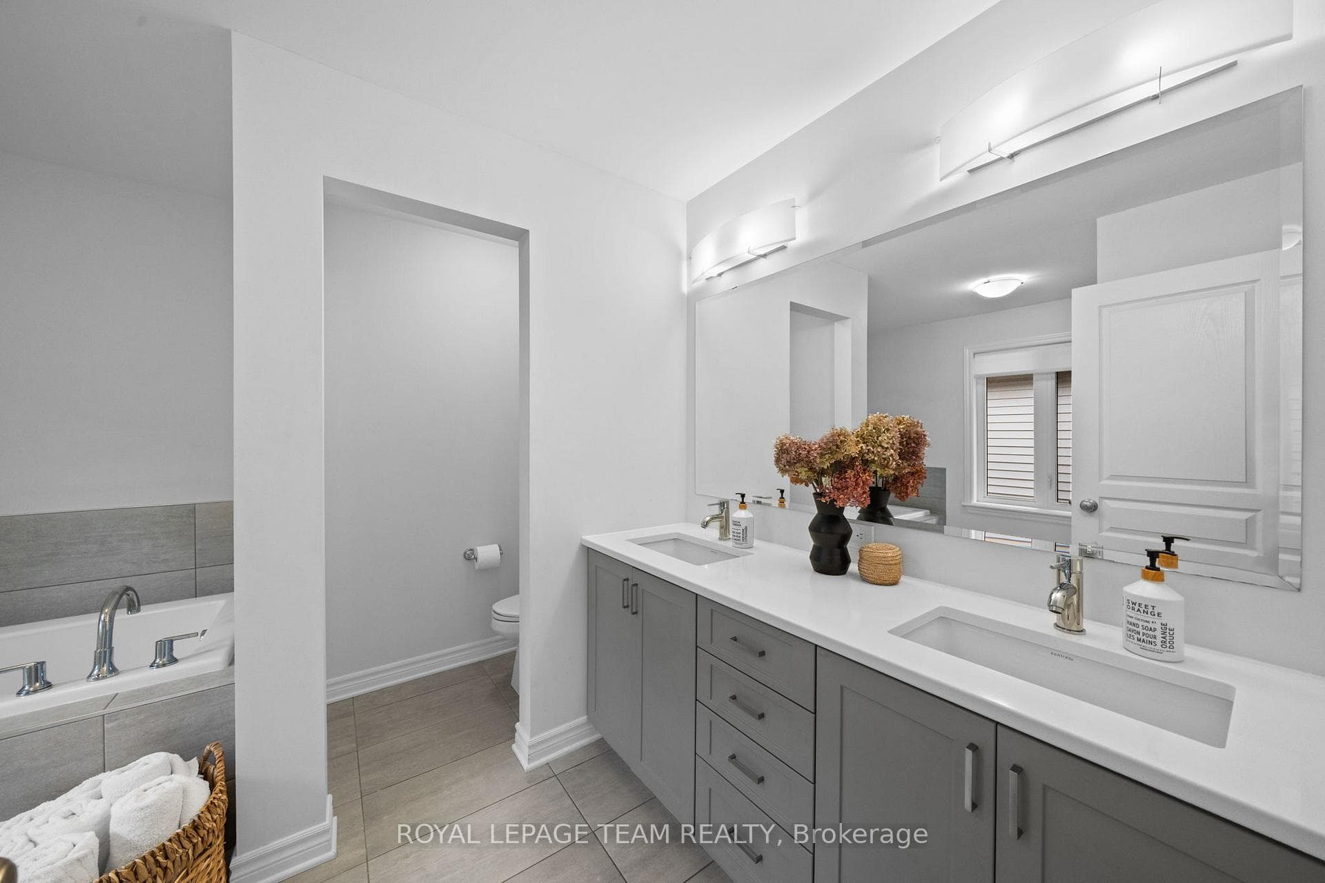 84 Warrior Street photo 25