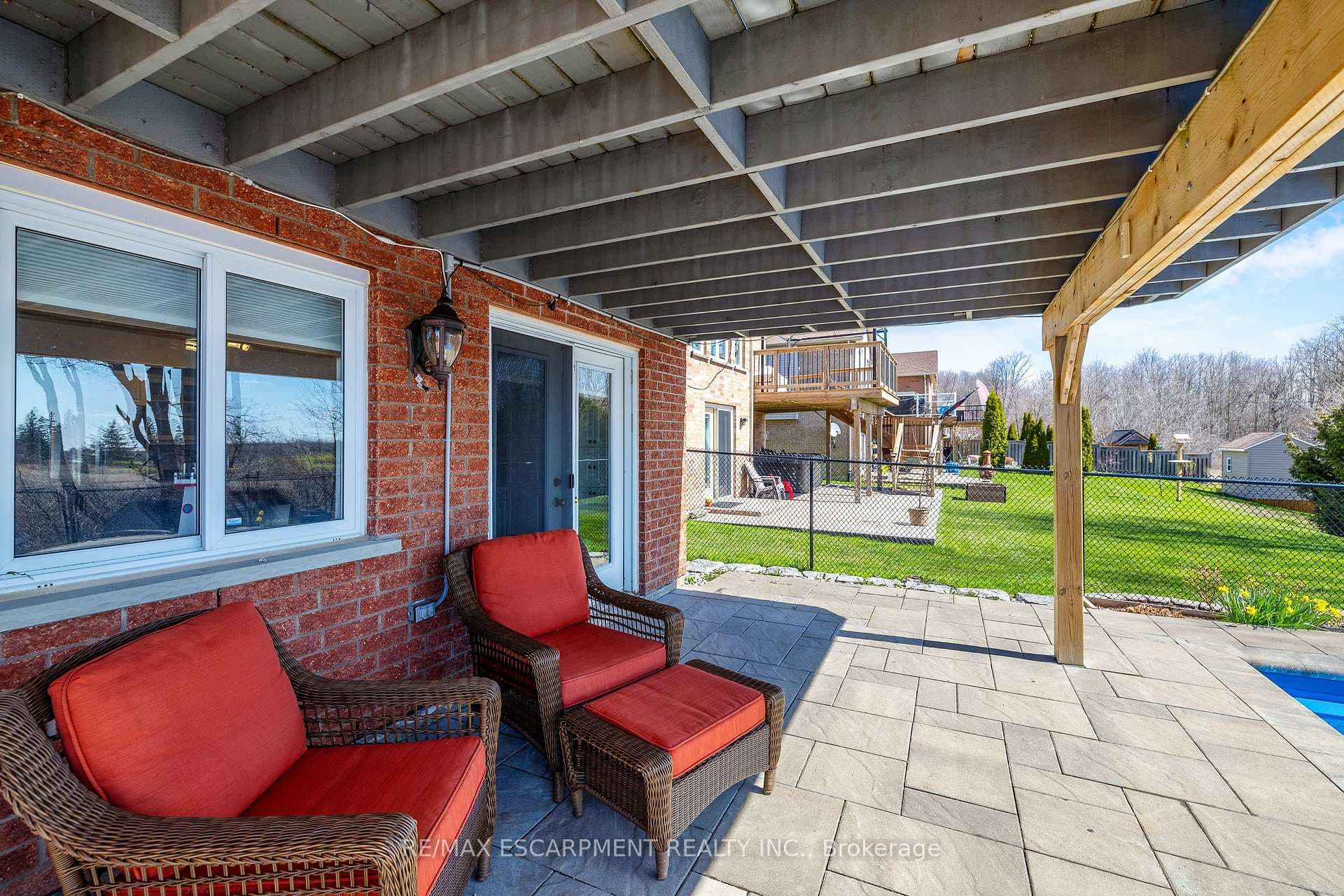 168 Parkinson Drive photo 34