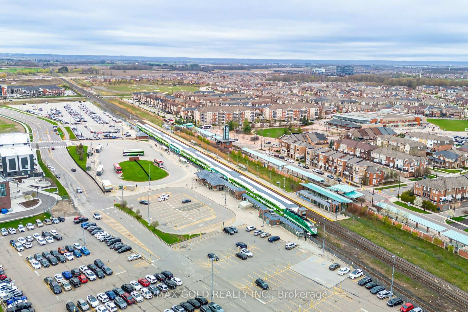 Mount Pleasant Go Train