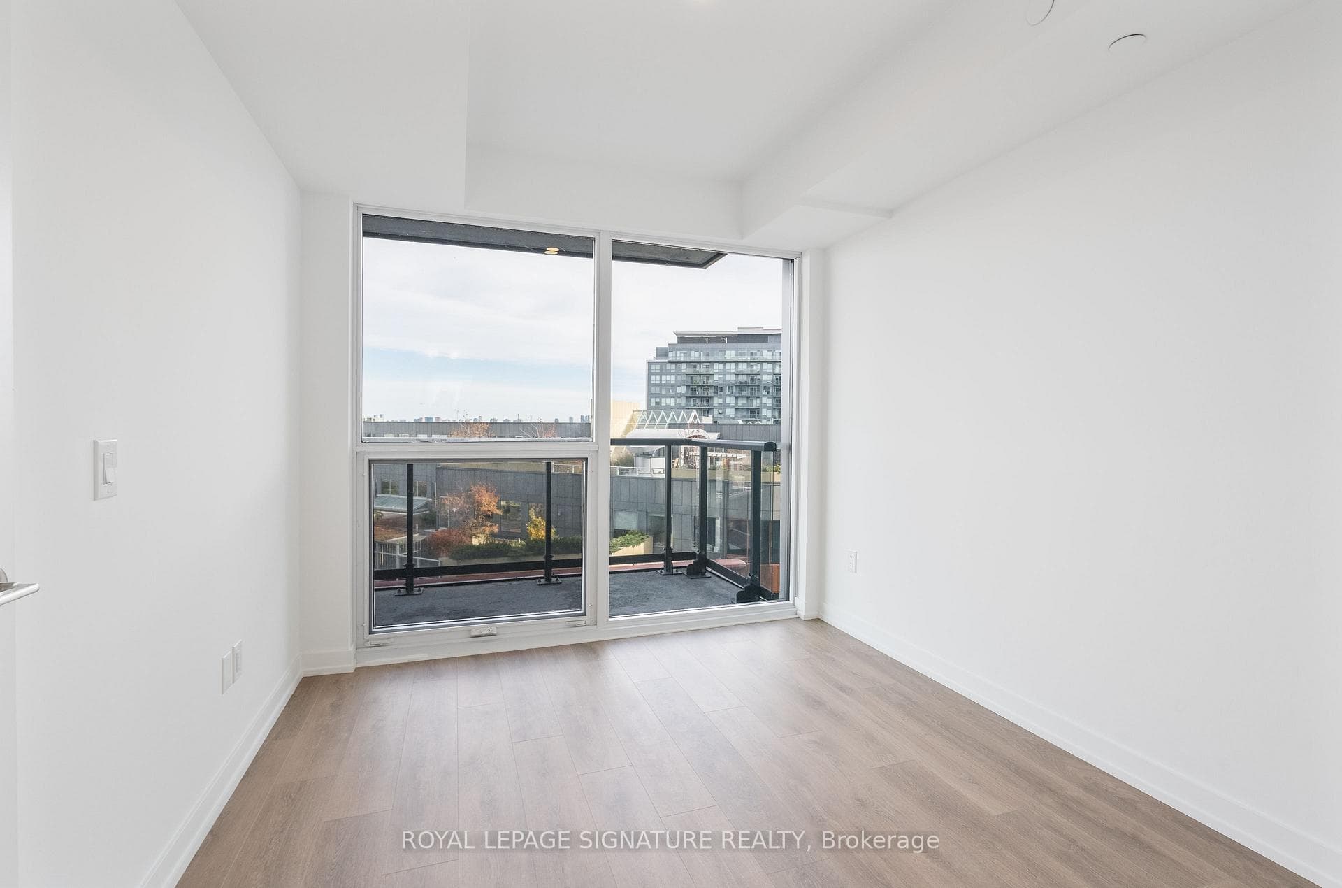 1100 Sheppard Avenue Unit 801 photo 8