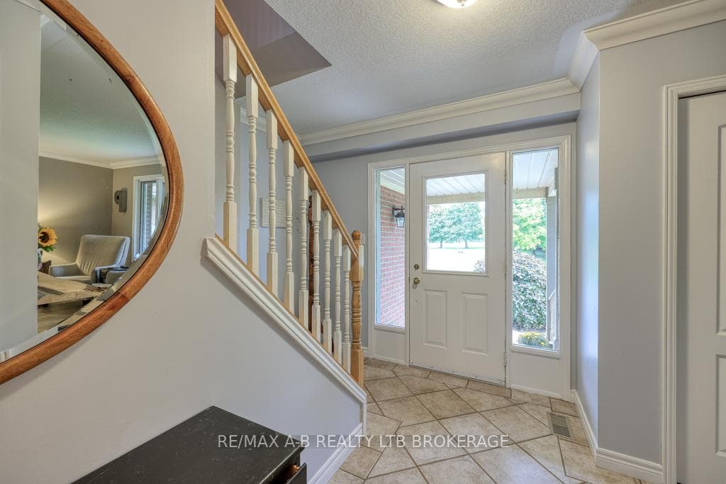 94 Mason Drive photo 17