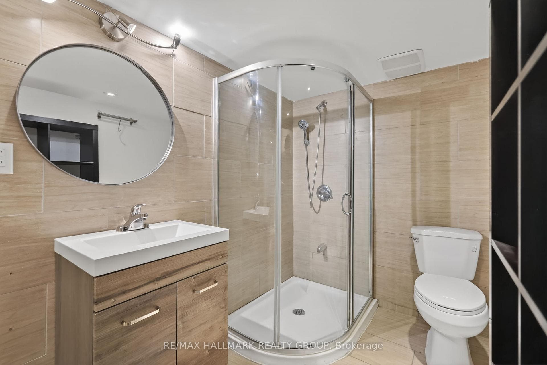 50 Aylmer Avenue photo 15