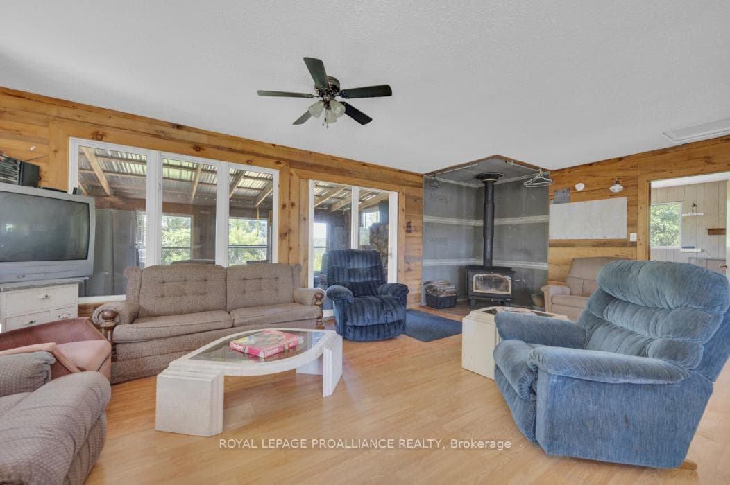 1293 Alf's Bay Lane photo 8