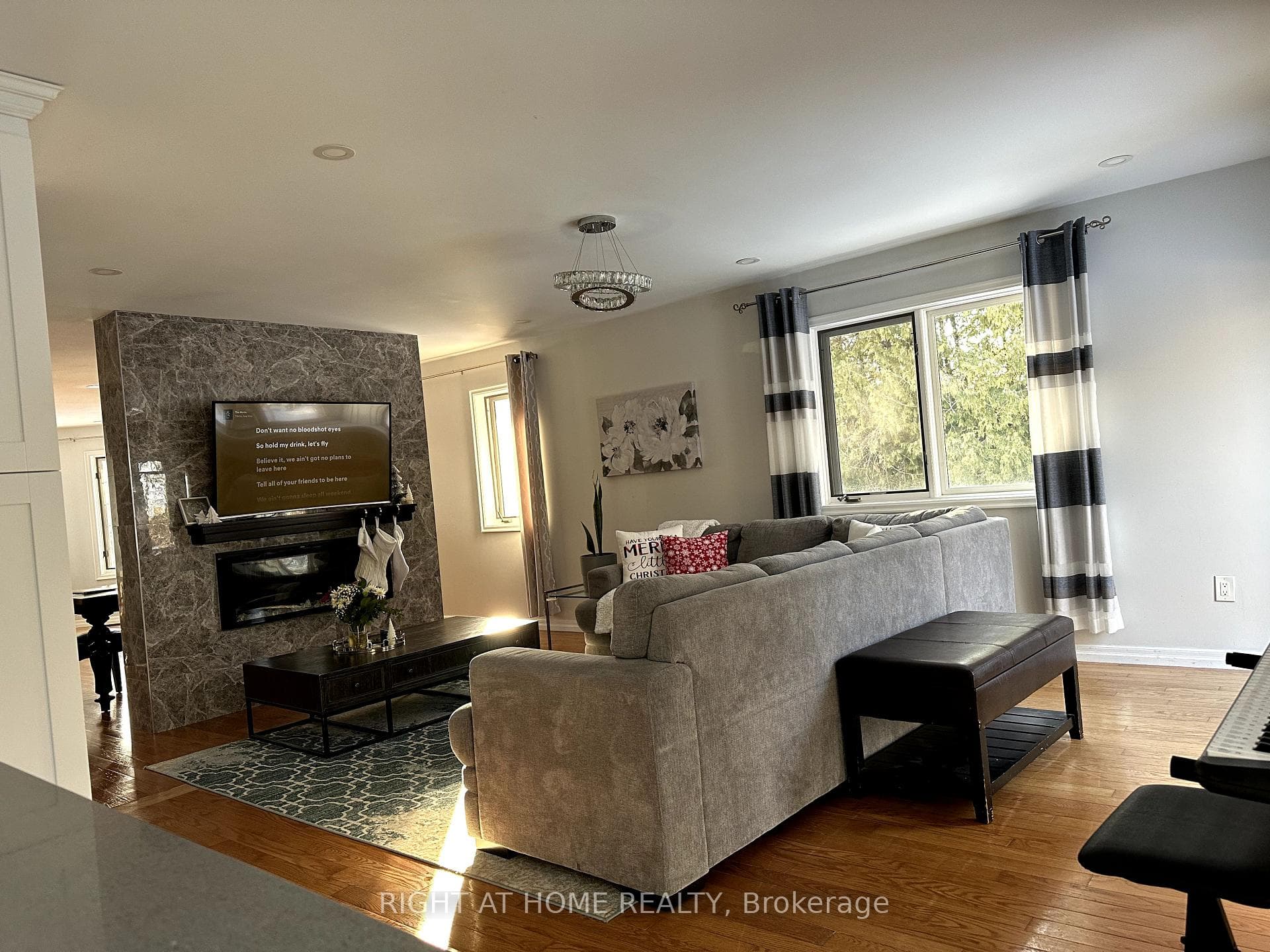 6288 4th Line photo 7