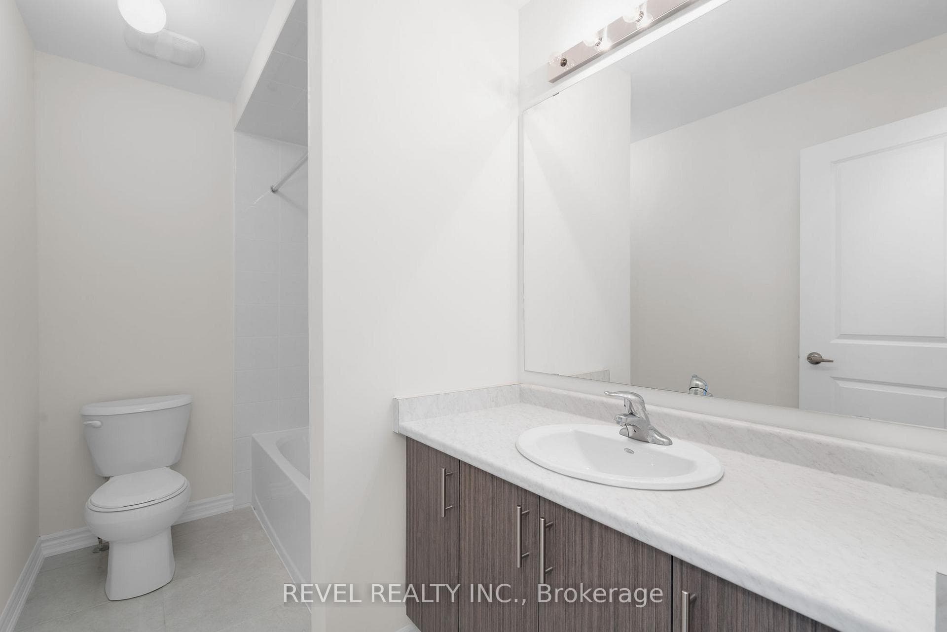 4 ROCHESTER Drive photo 19