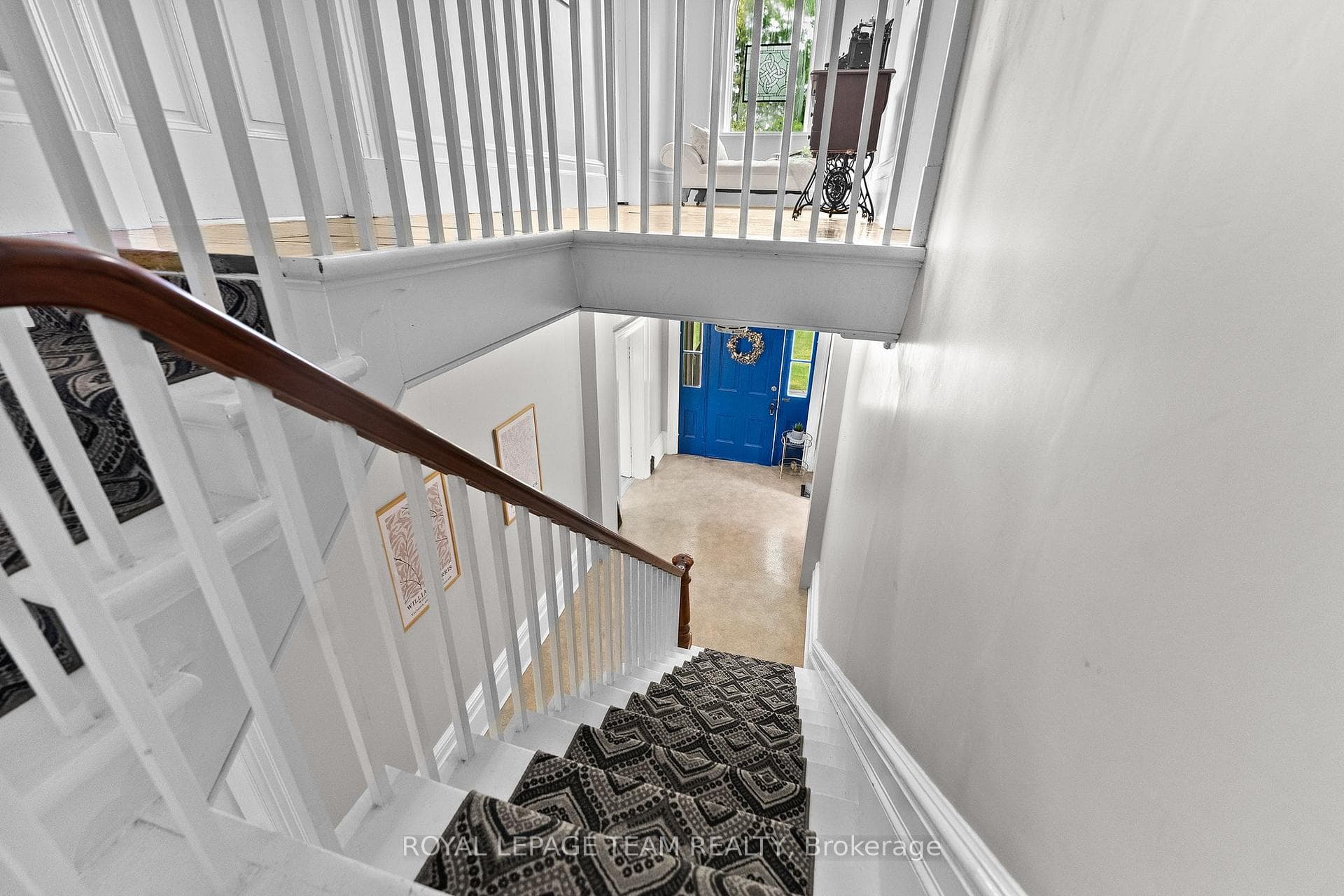 620 Yantha Road Unit A photo 26