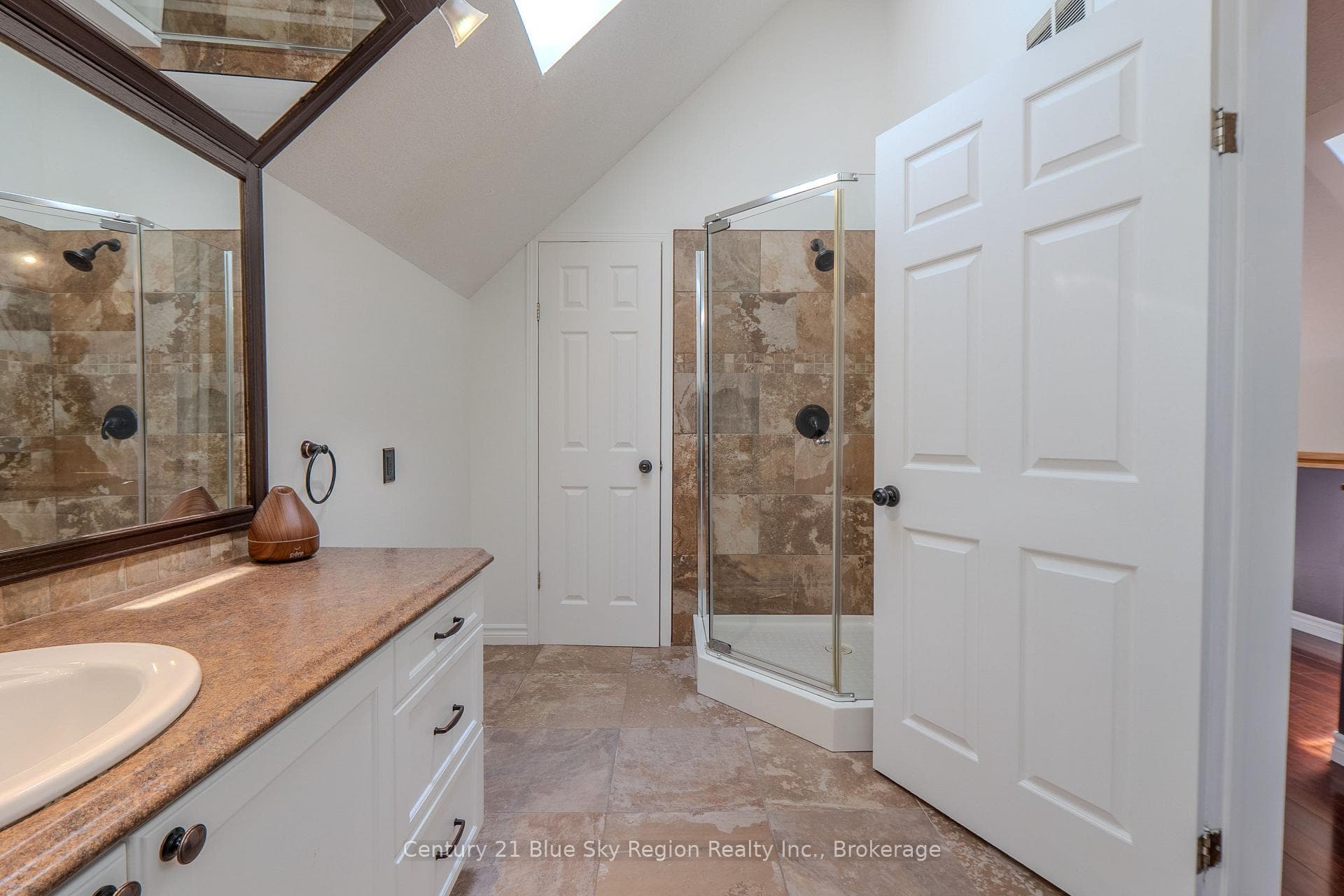 1151 Premier Road photo 35