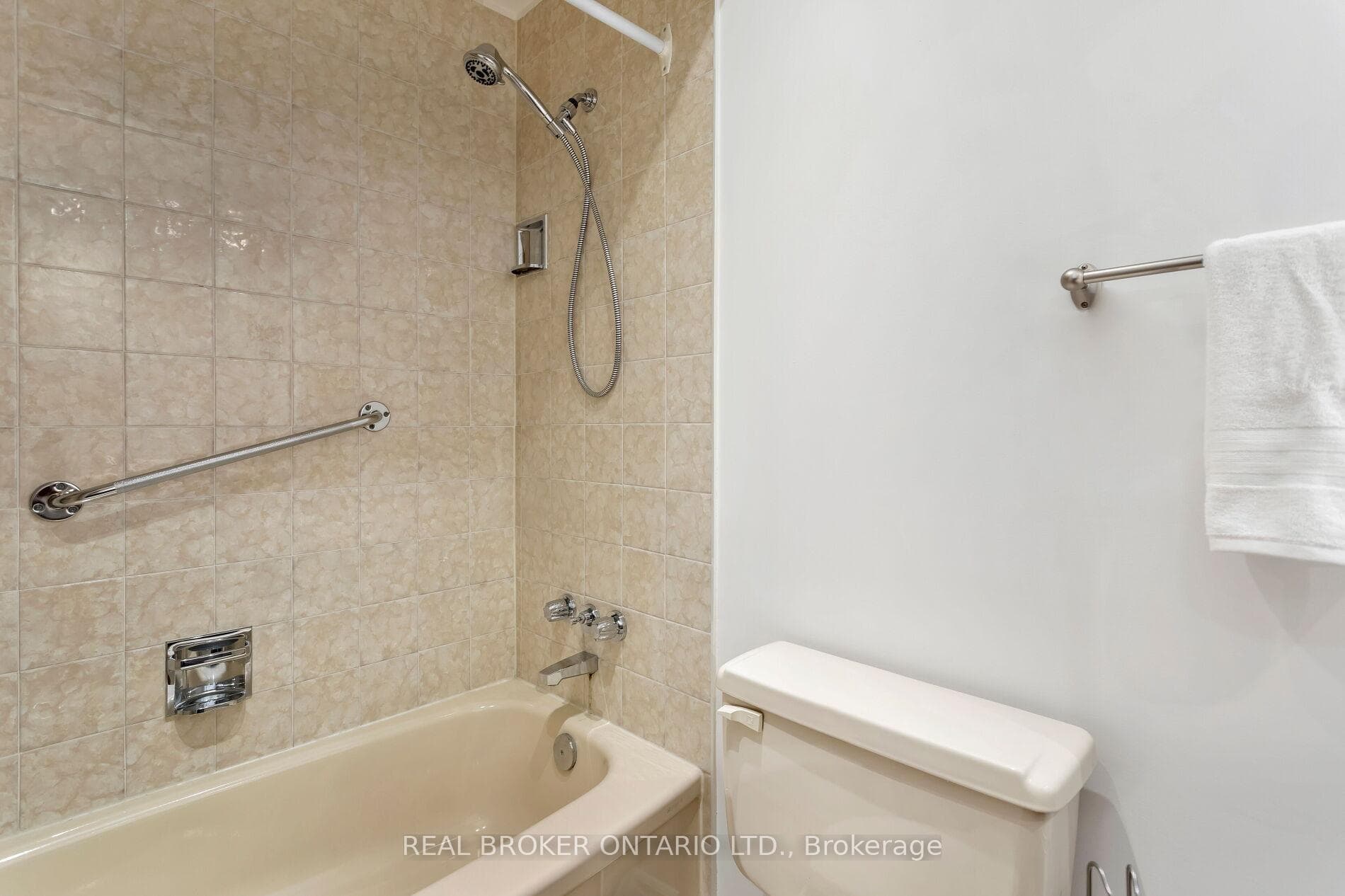 5250 Lakeshore Road Unit 607 photo 25