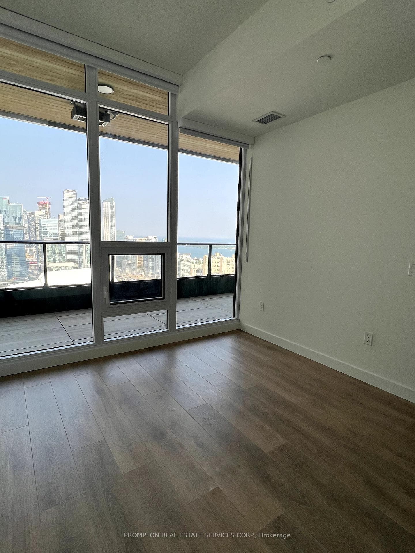 3 Concord Cityplace Way Unit 3708 photo 7