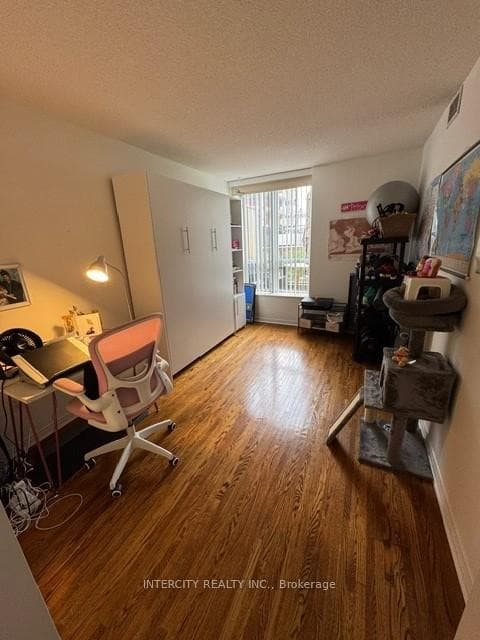 800 Sheppard Avenue Unit 209 photo 8