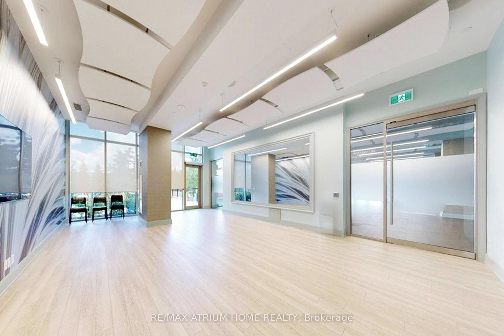 10 Gatineau Drive Unit 1004 photo 23