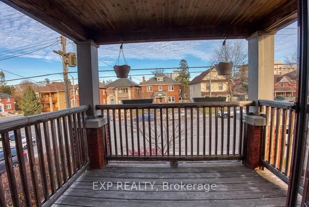 448 Holland Avenue photo 10