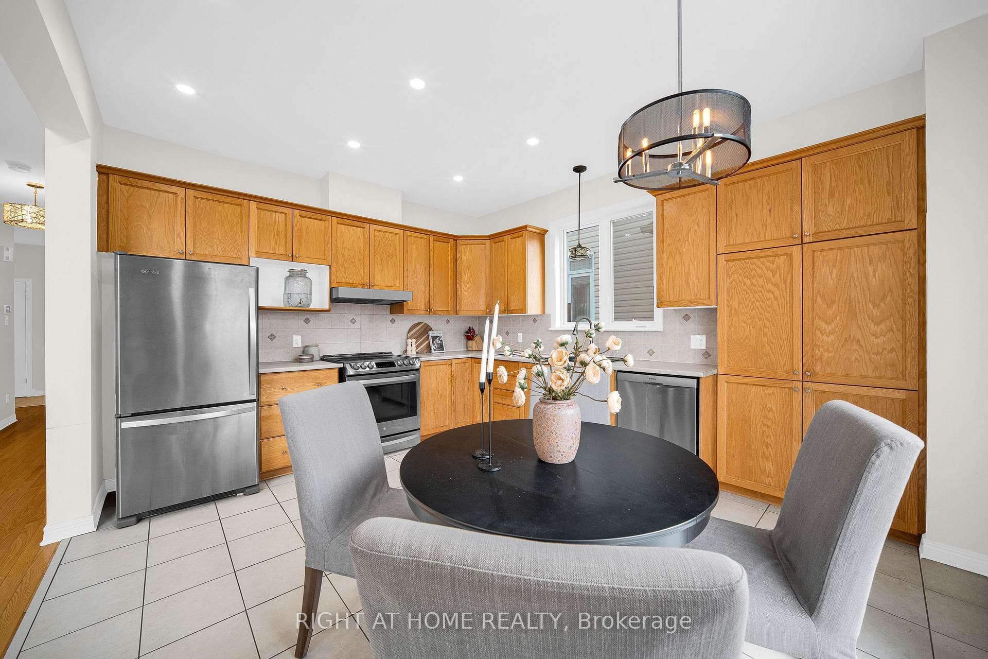 27 Knowlton Drive photo 15
