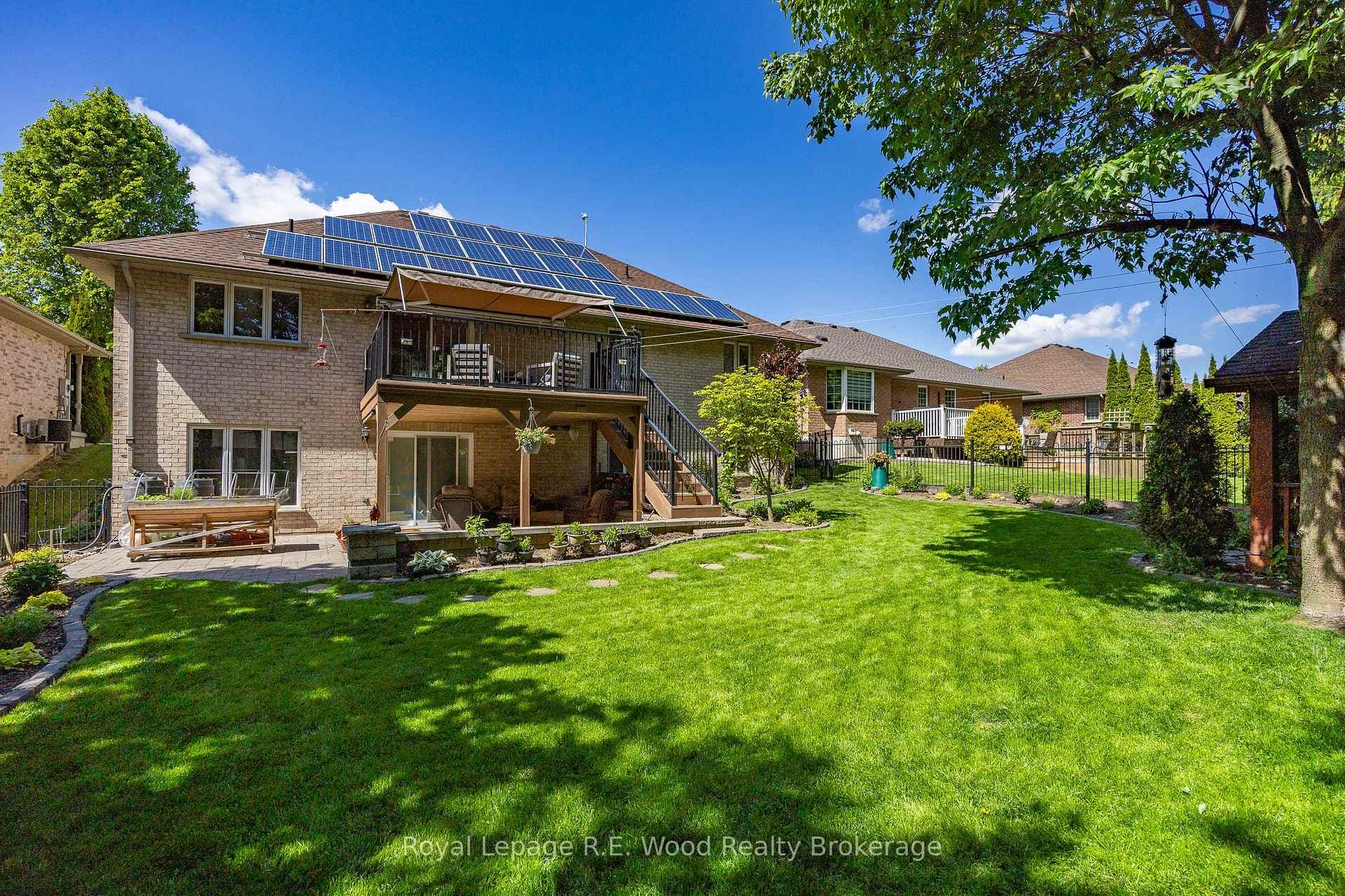 36 Woodland Crescent photo 40