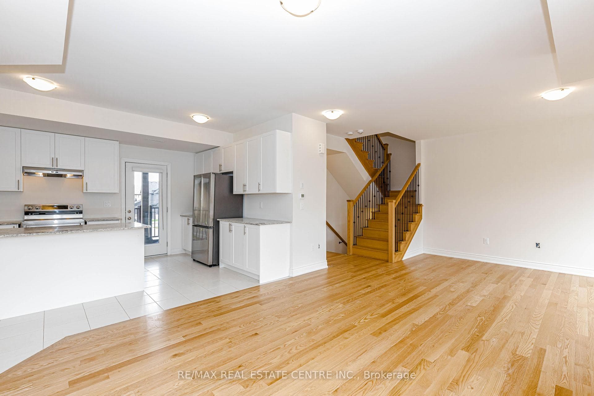 3 Marvin Avenue photo 10