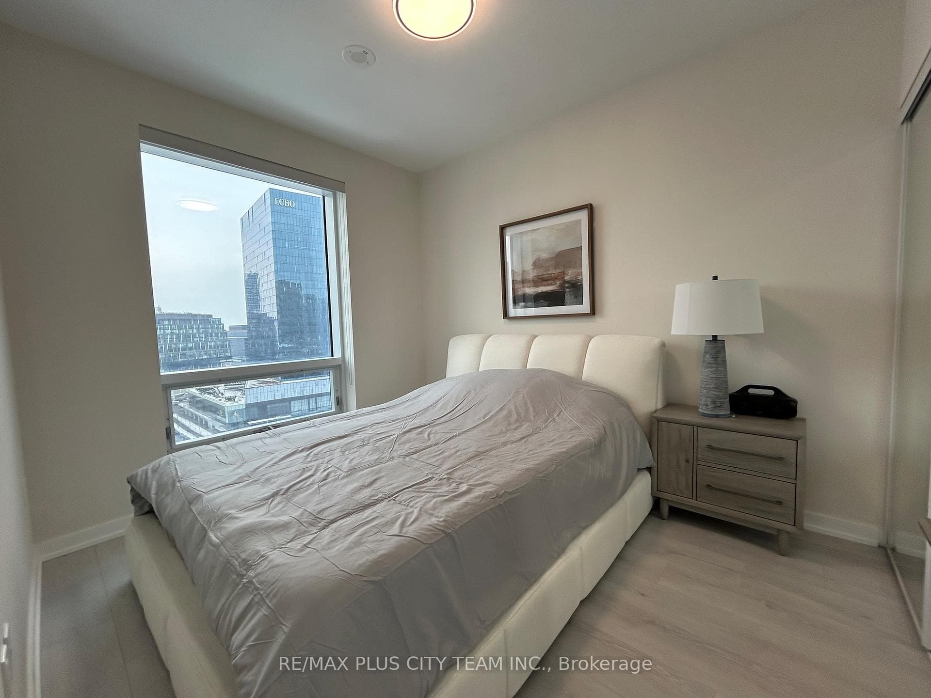 28 Freeland Street Unit 1407 photo 12