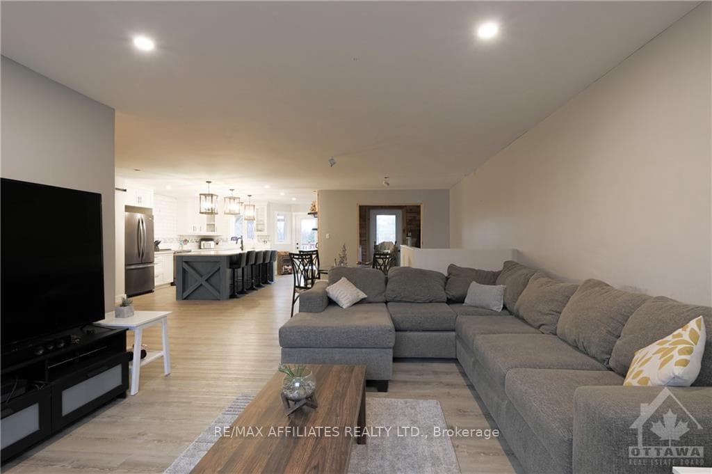 235 SCOTCH LINE Road photo 6