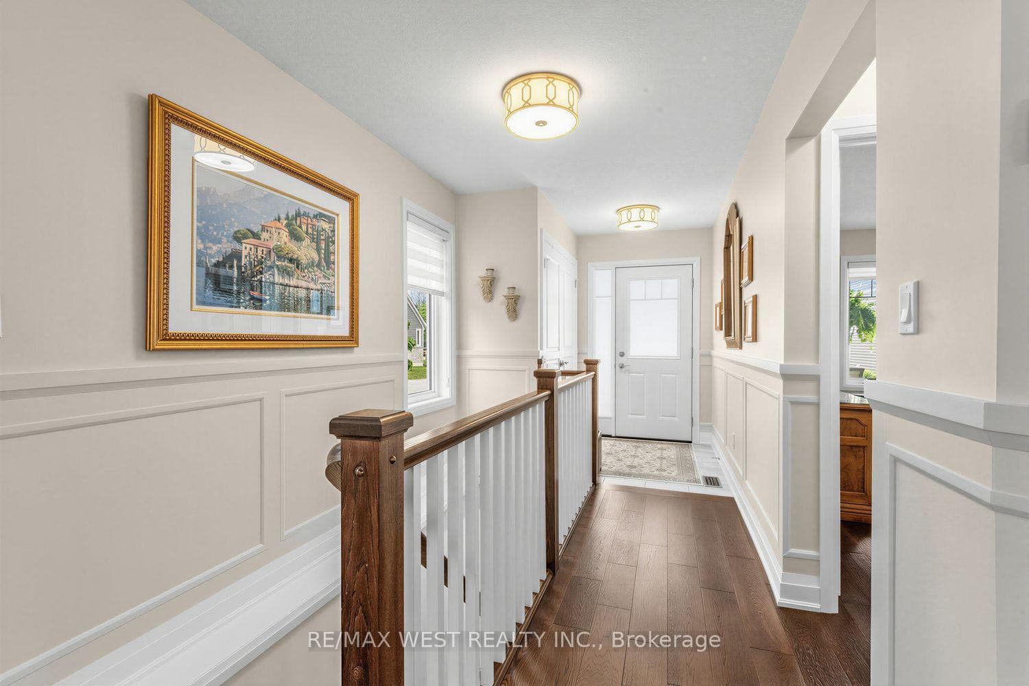 113 Dory Row - Entrance Foyer