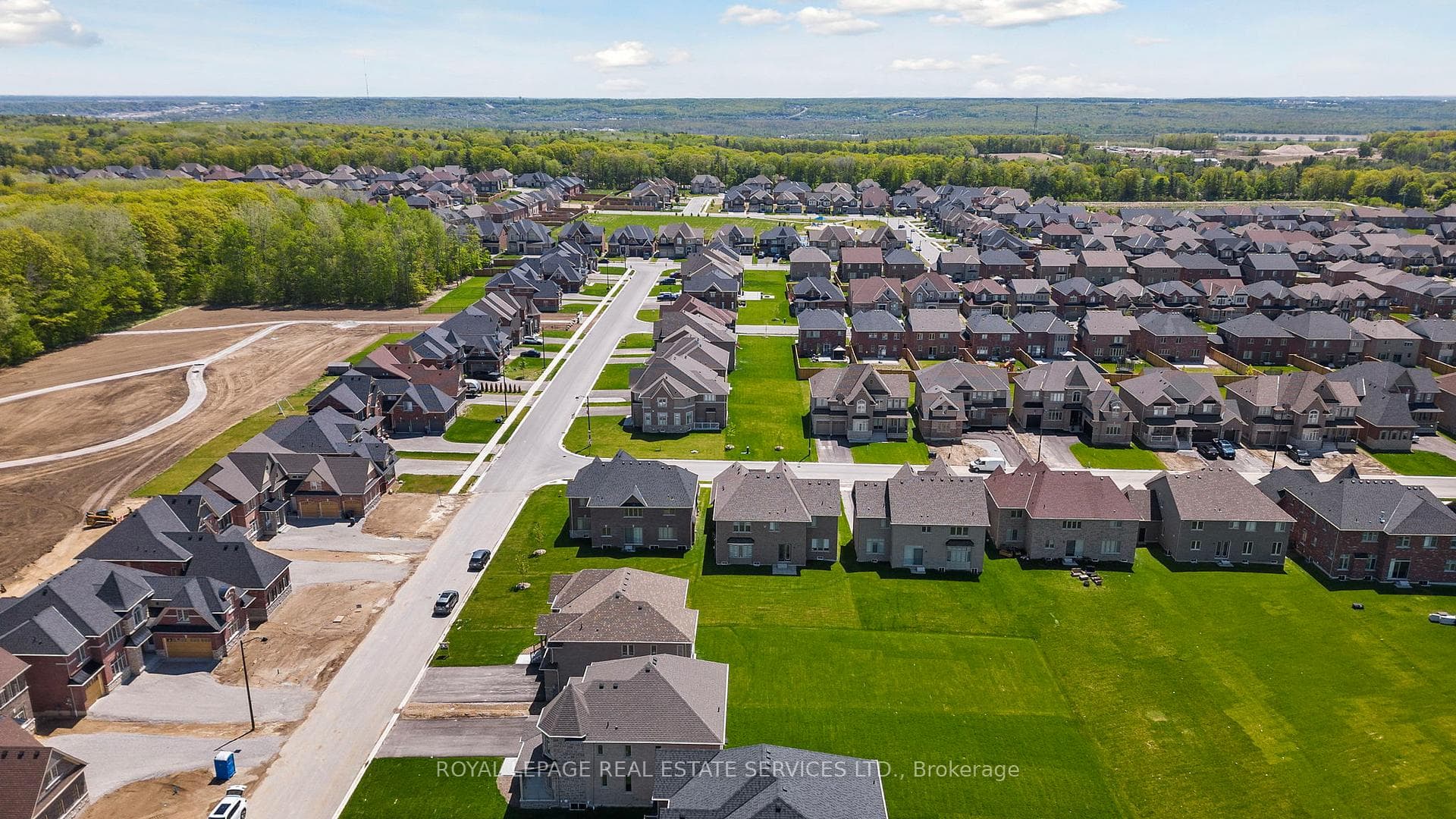 28 Thompson Way photo 36