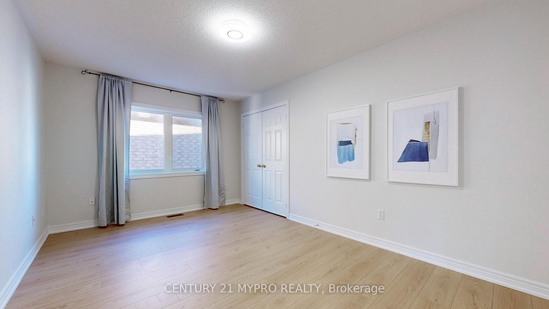 34 Ayhart Street photo 24