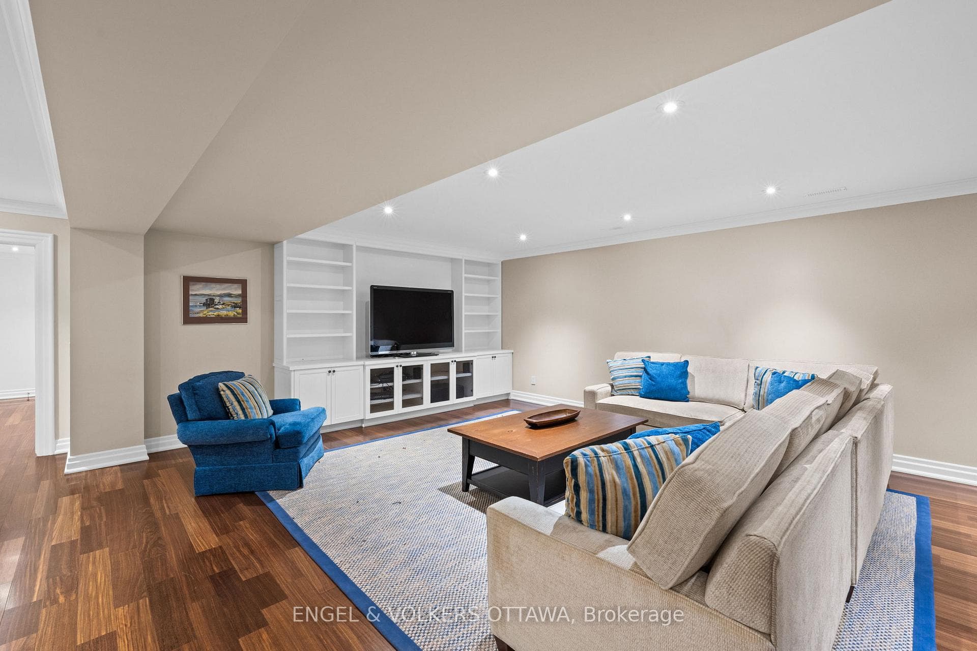 6029 Rideau Valley Drive photo 37