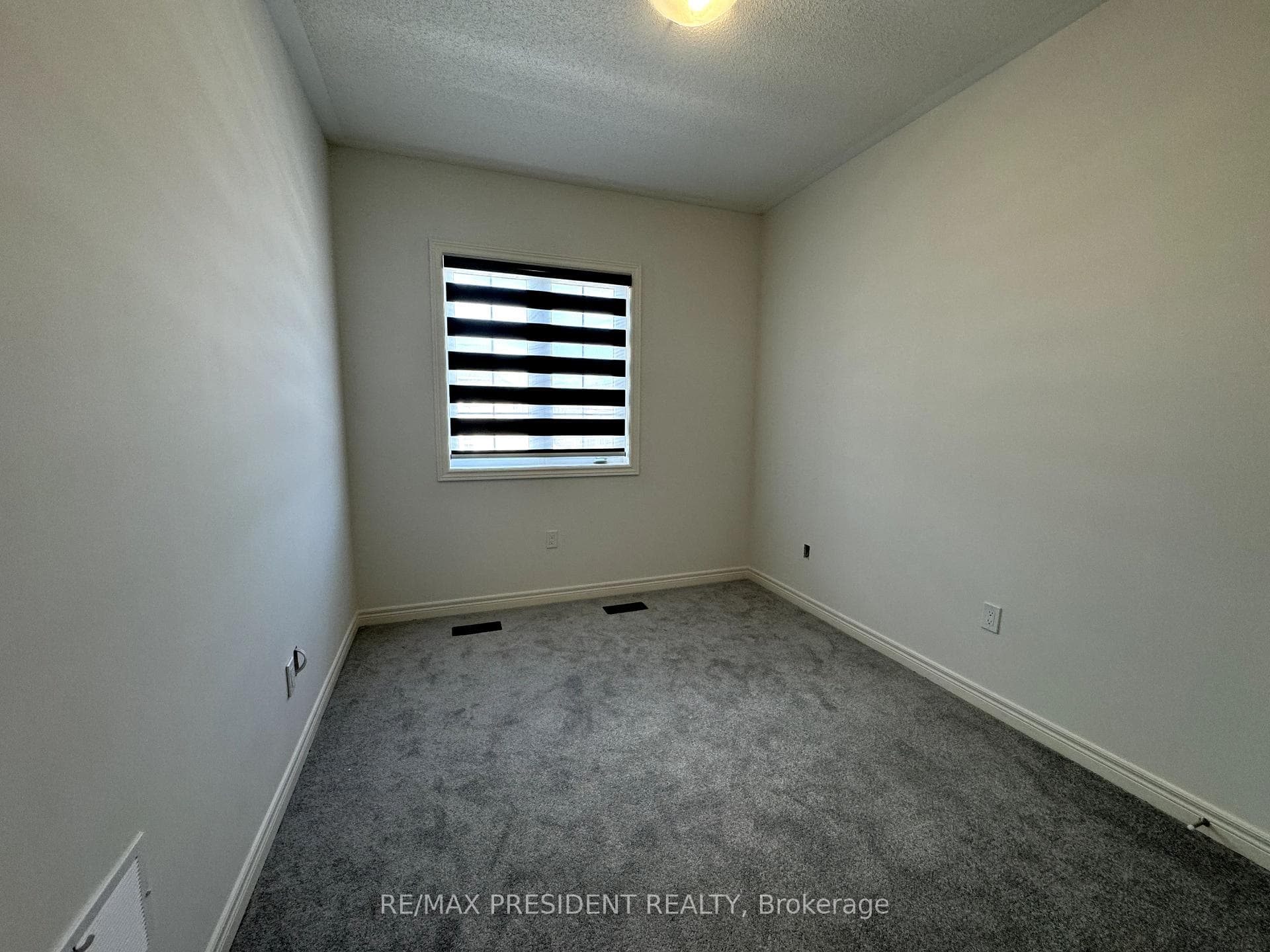 45 Gledhill Crescent photo 28