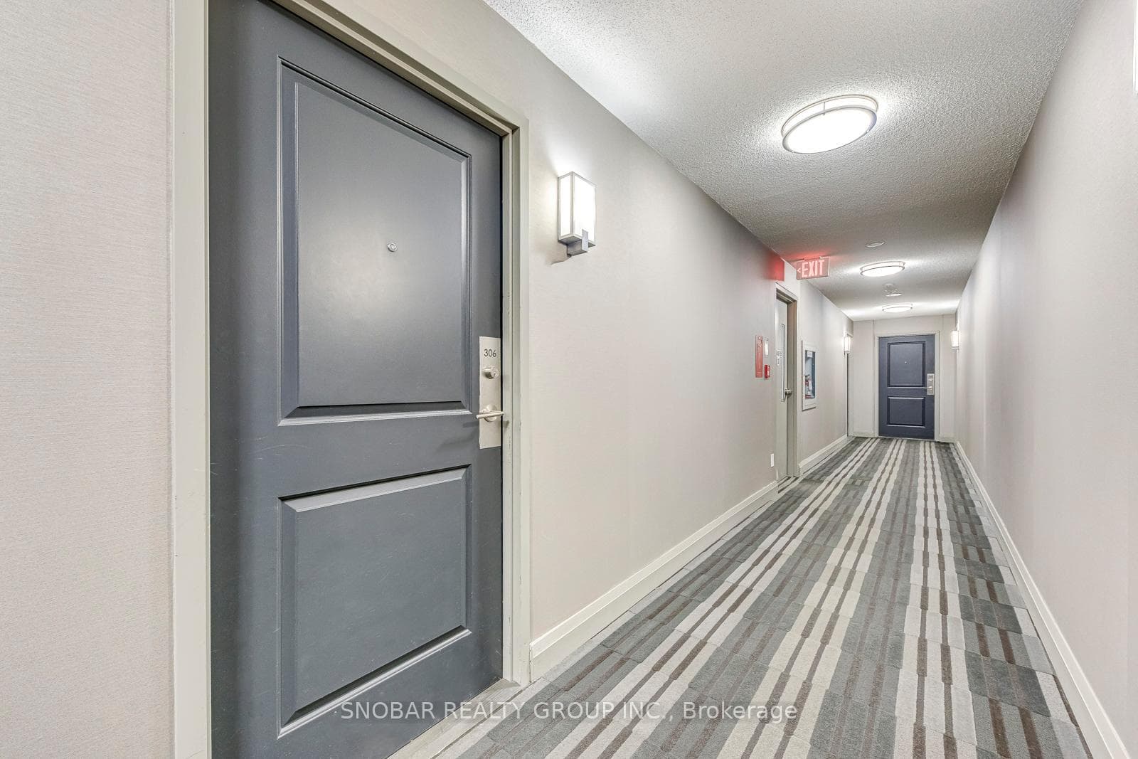 35 Bastion Street Unit 306 photo 6