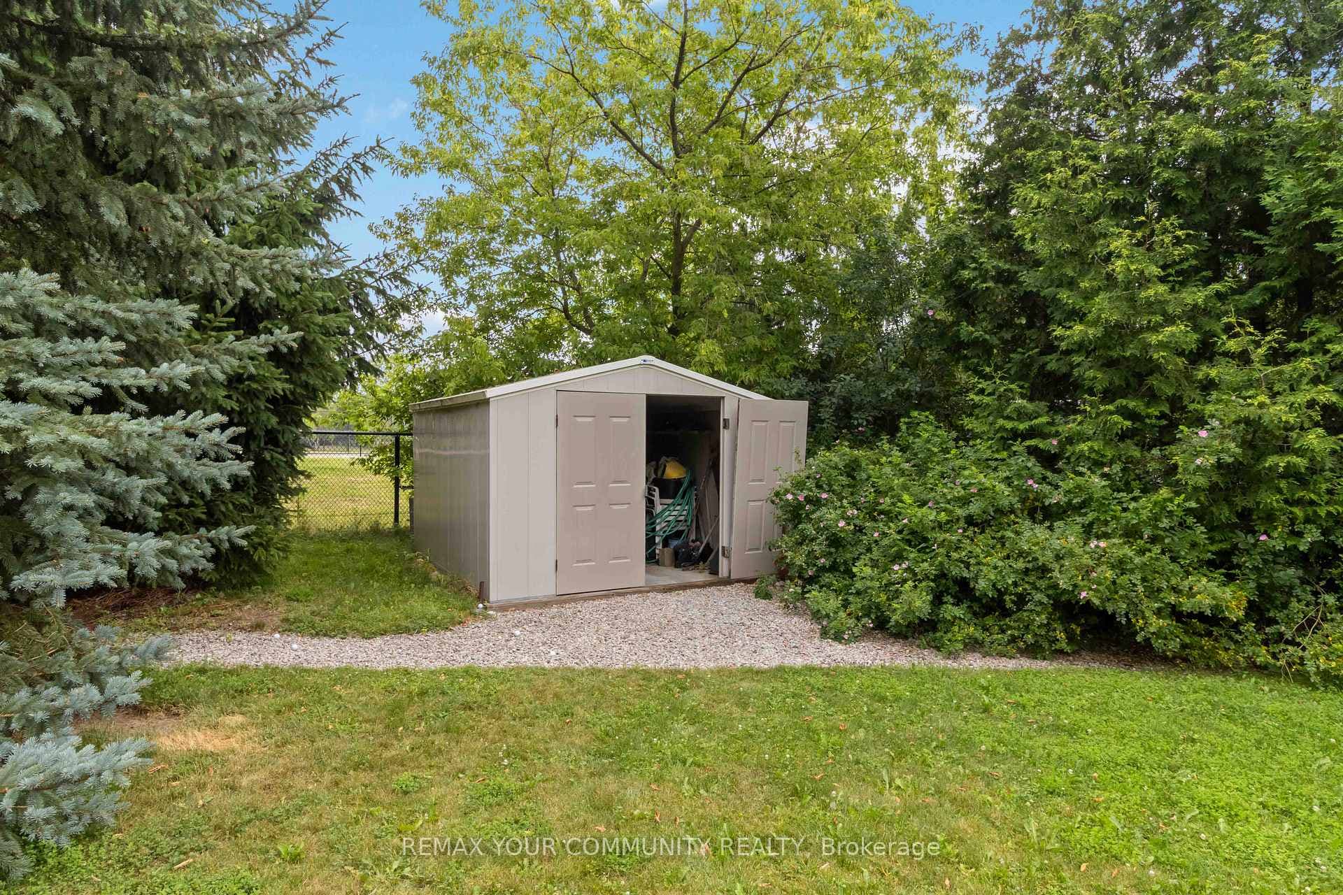 40 Hunterwood Chase photo 34