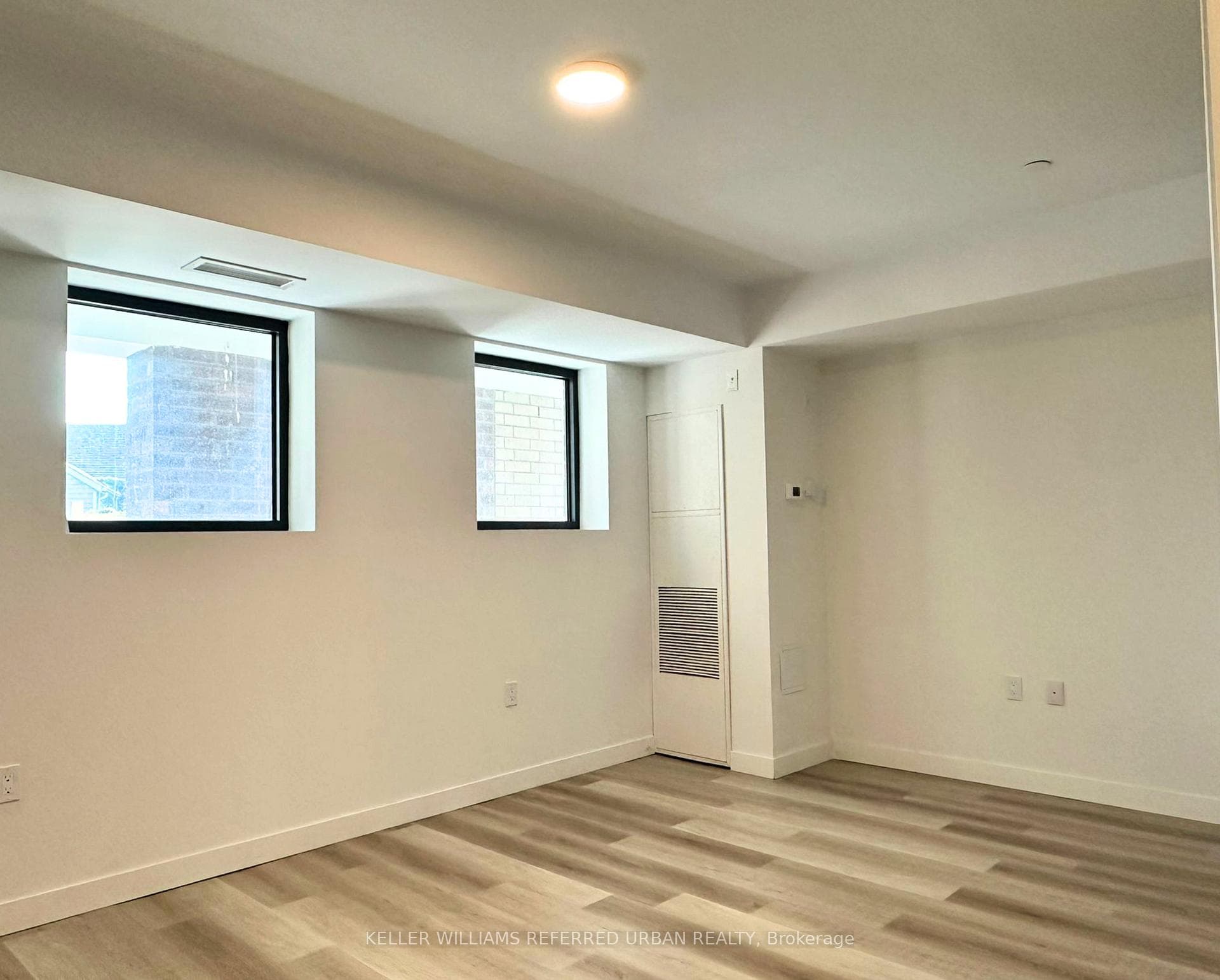 325 University Avenue Unit 102 photo 9