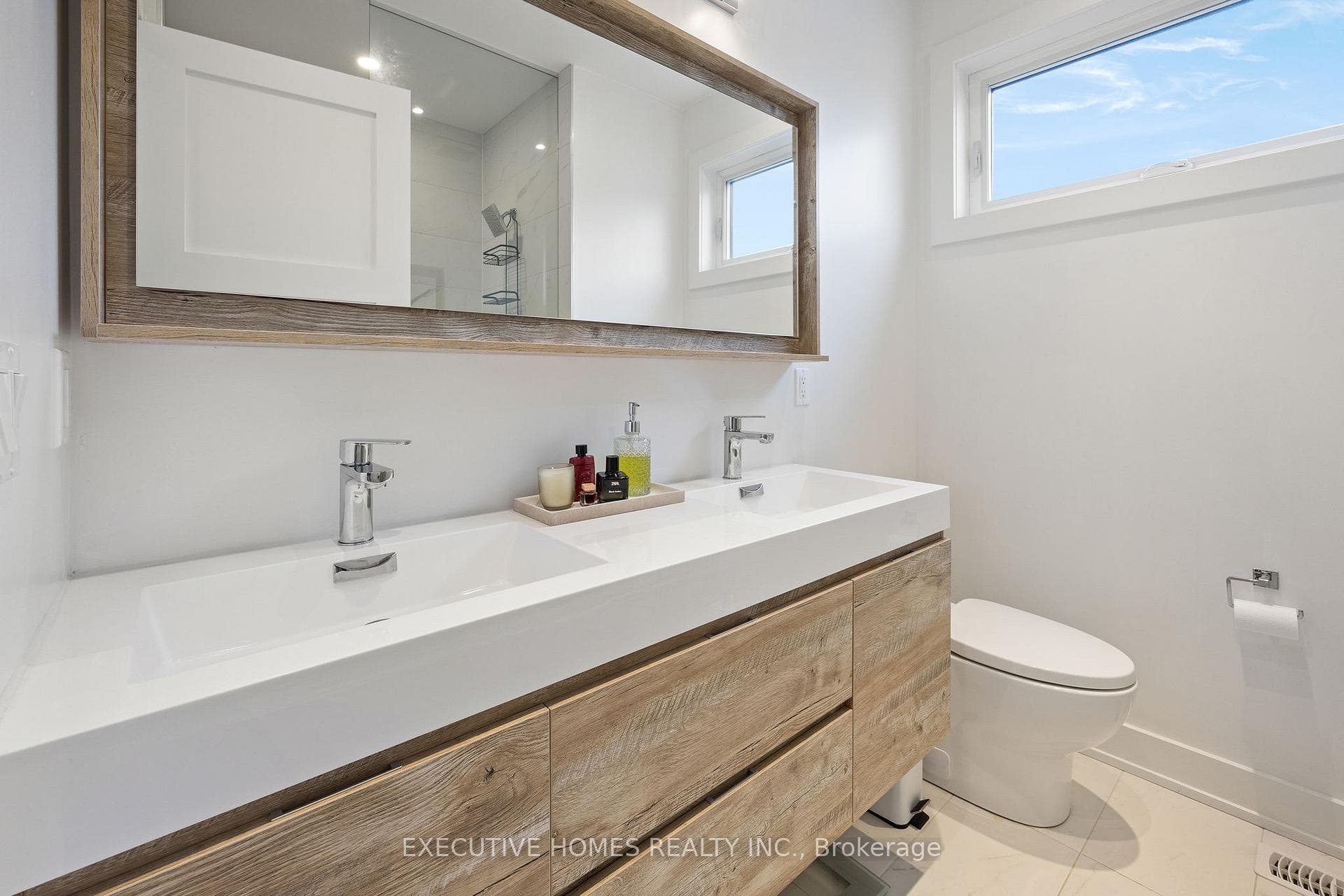 31 King George Road photo 30