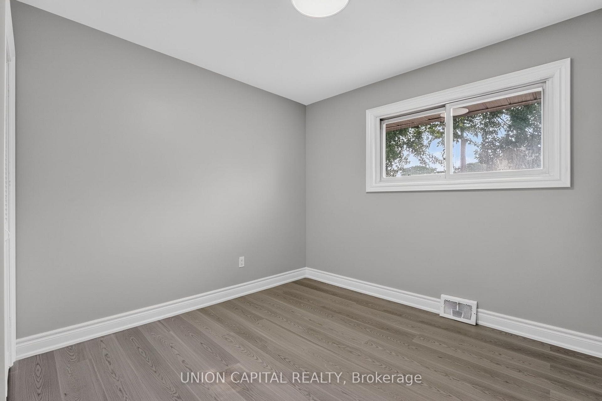 30 Collier Road photo 23