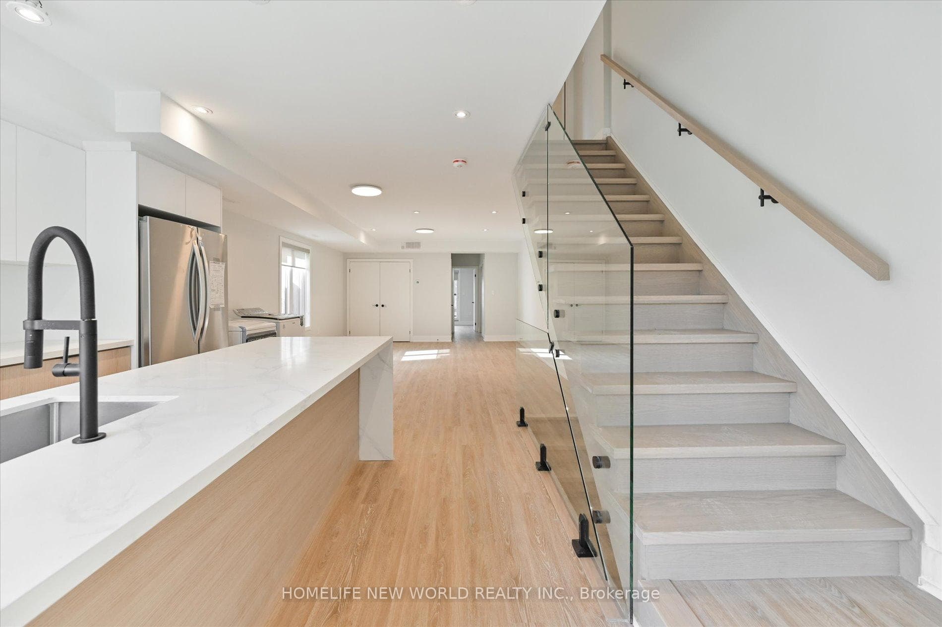 94 Dovercourt Road Unit UPPER photo 11